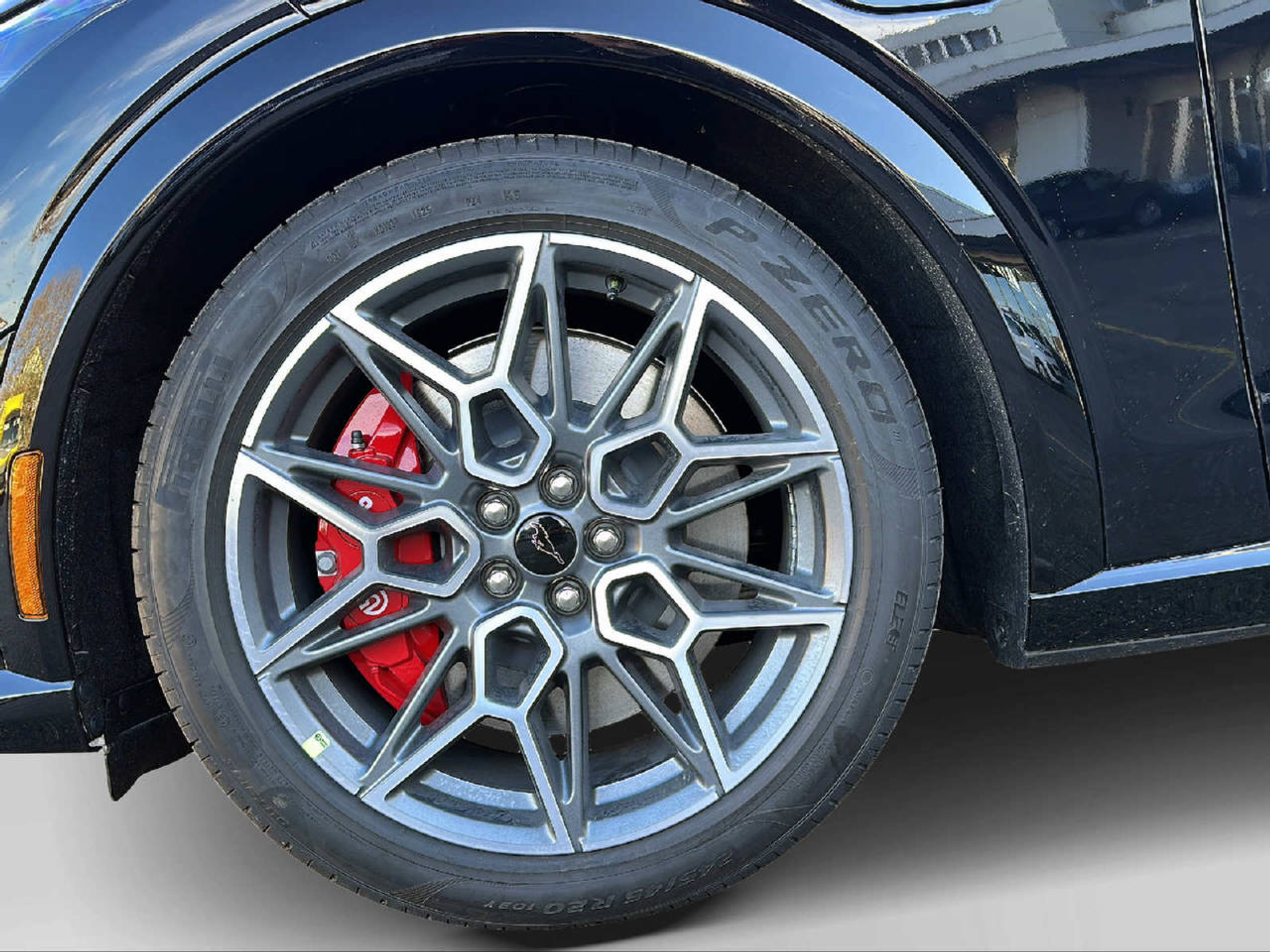 listing desktop thumbnail image 8