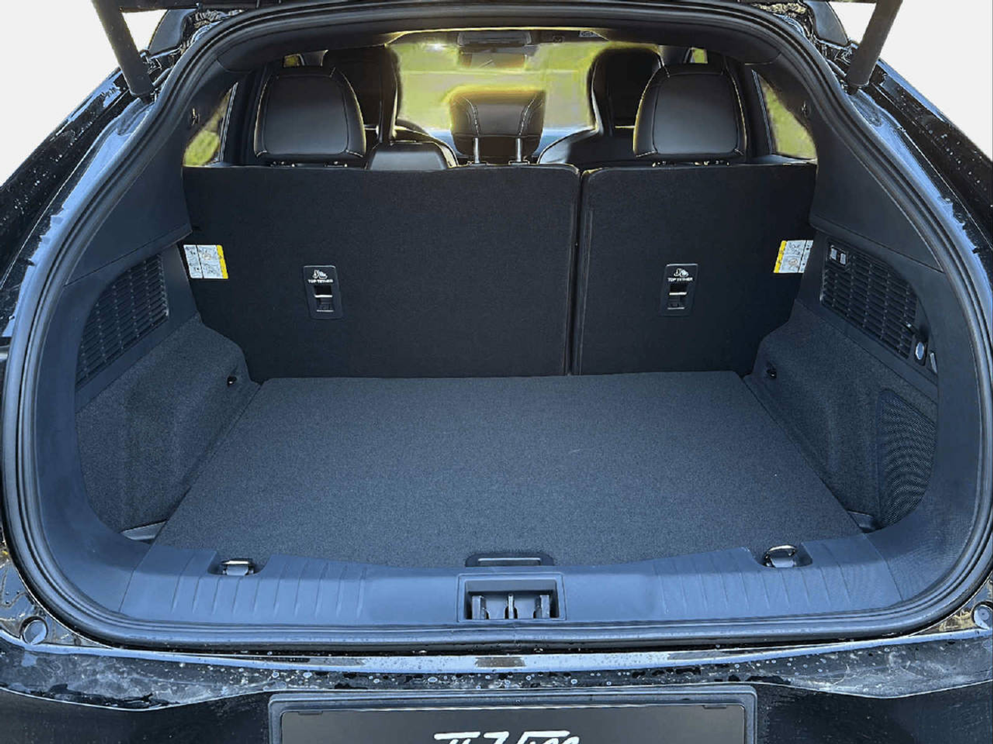 listing desktop thumbnail image 14