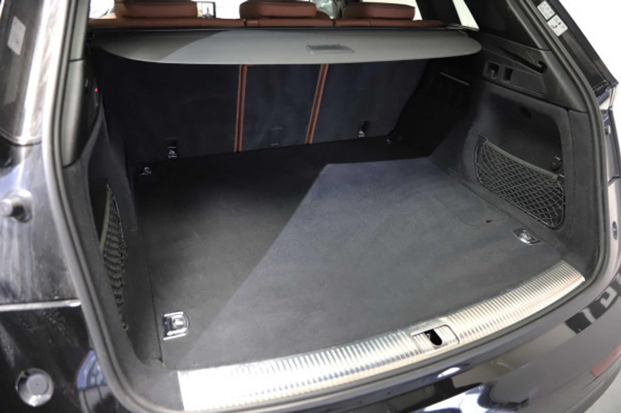 listing desktop thumbnail image 11