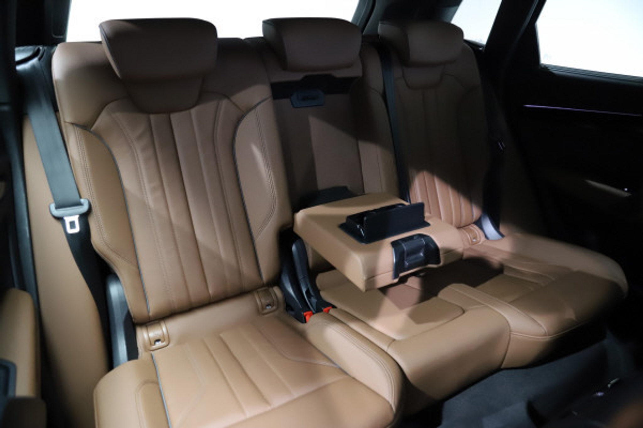 listing desktop thumbnail image 10