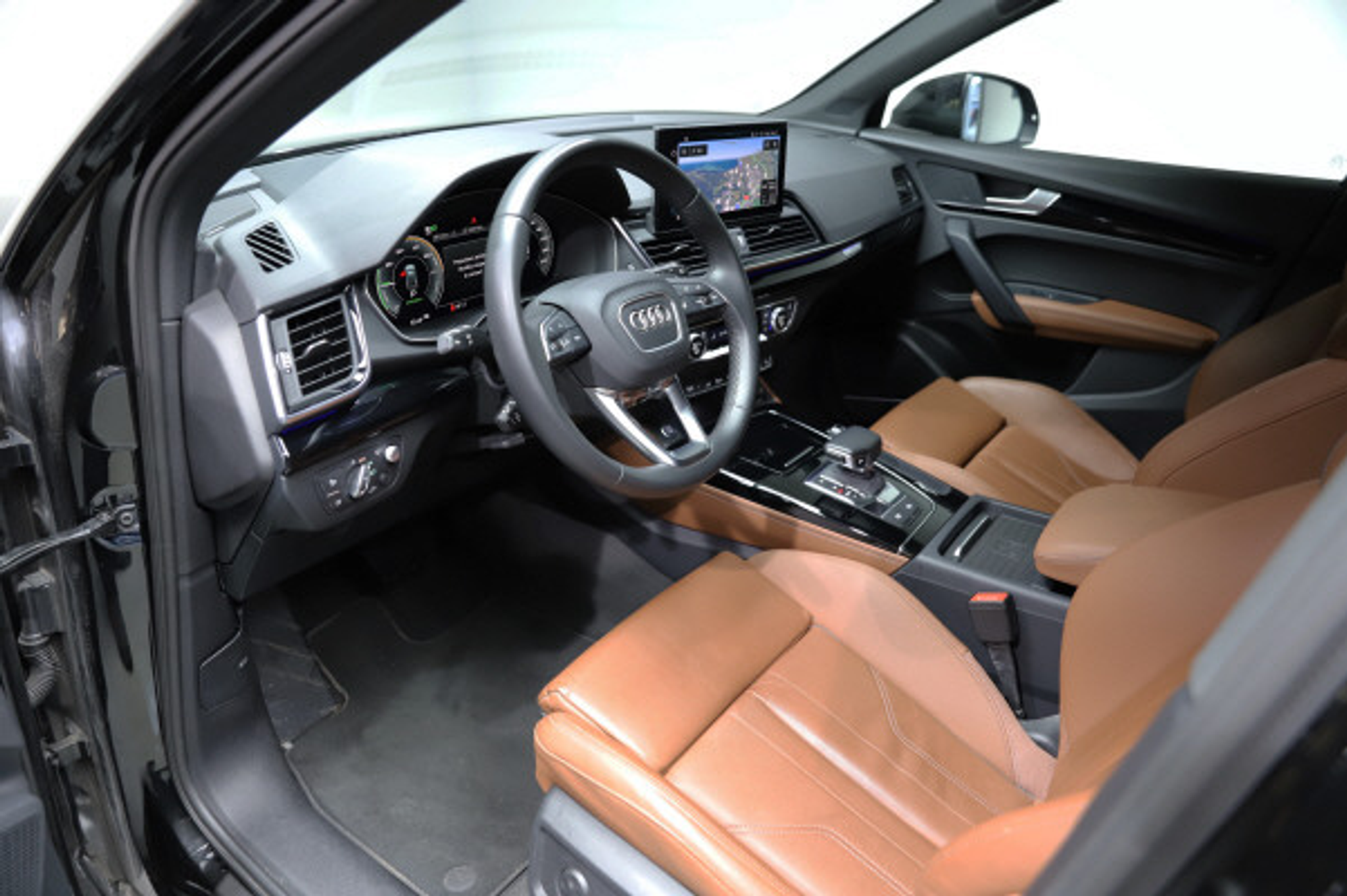 listing desktop thumbnail image 7