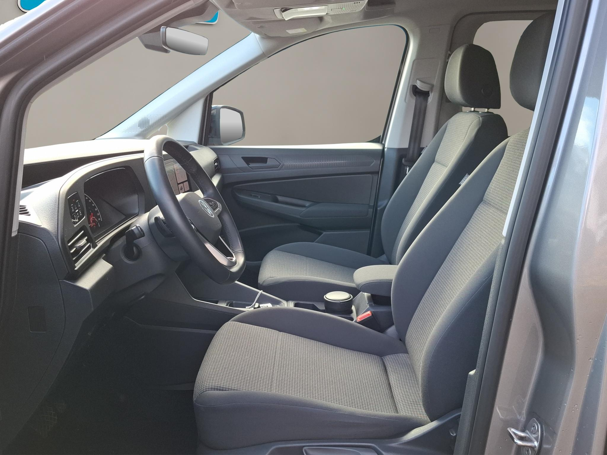 listing desktop thumbnail image 4