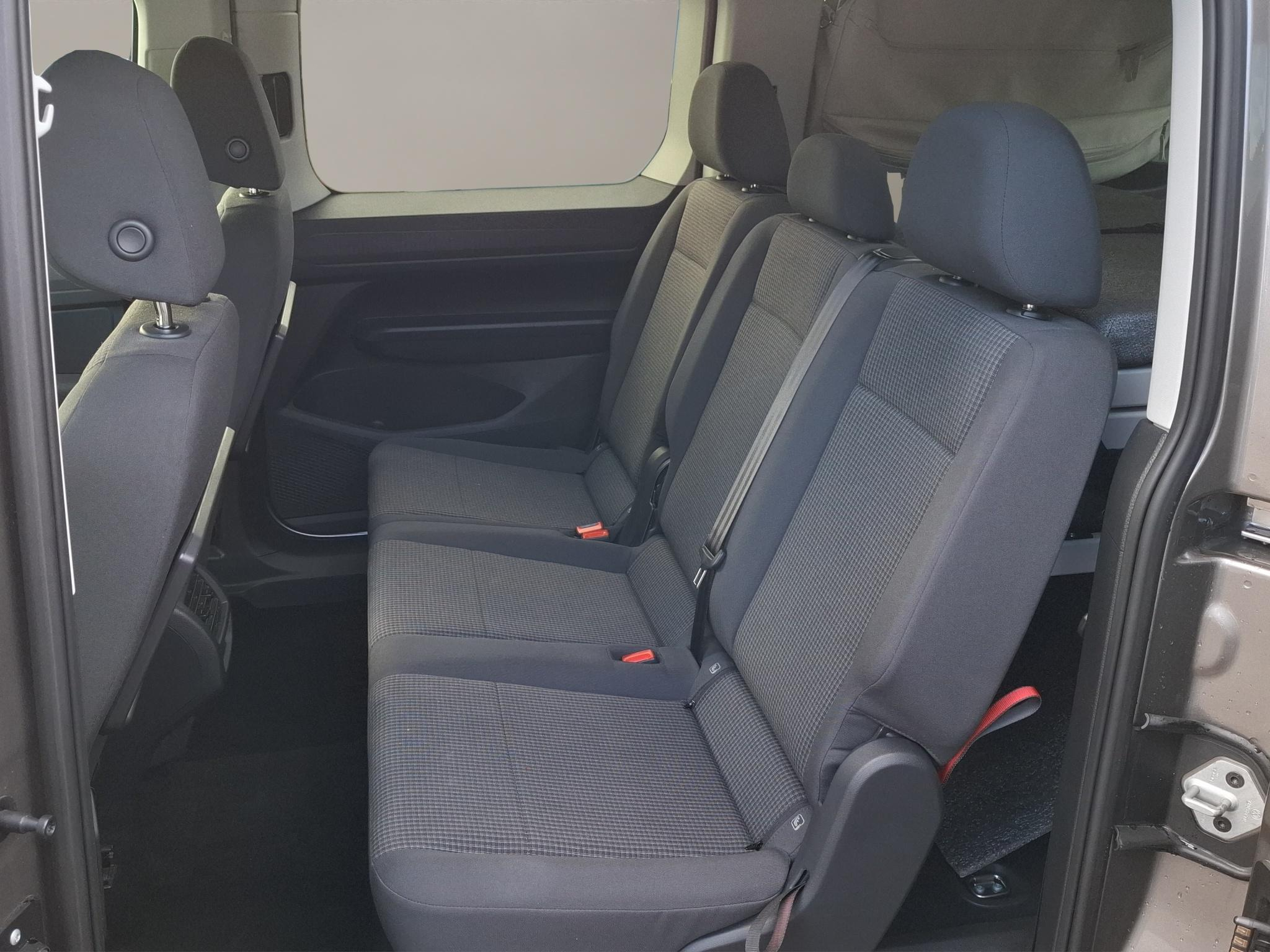 listing desktop thumbnail image 10