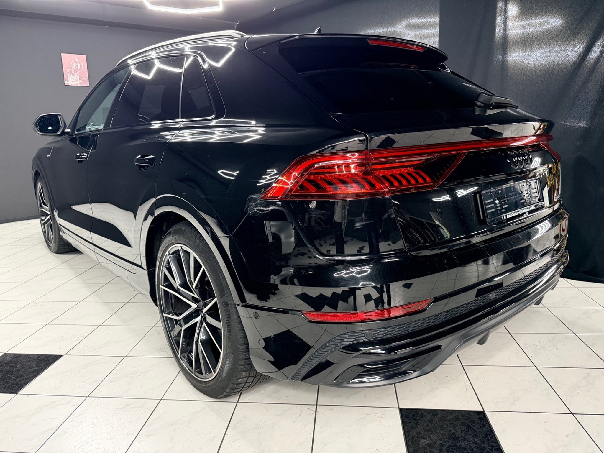 listing desktop thumbnail image 4