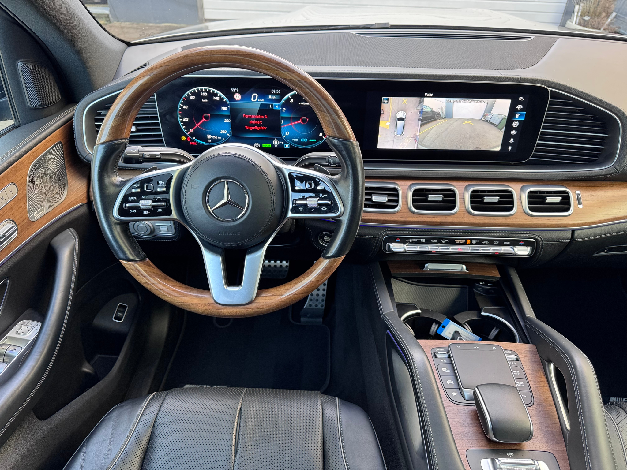 listing desktop thumbnail image 5