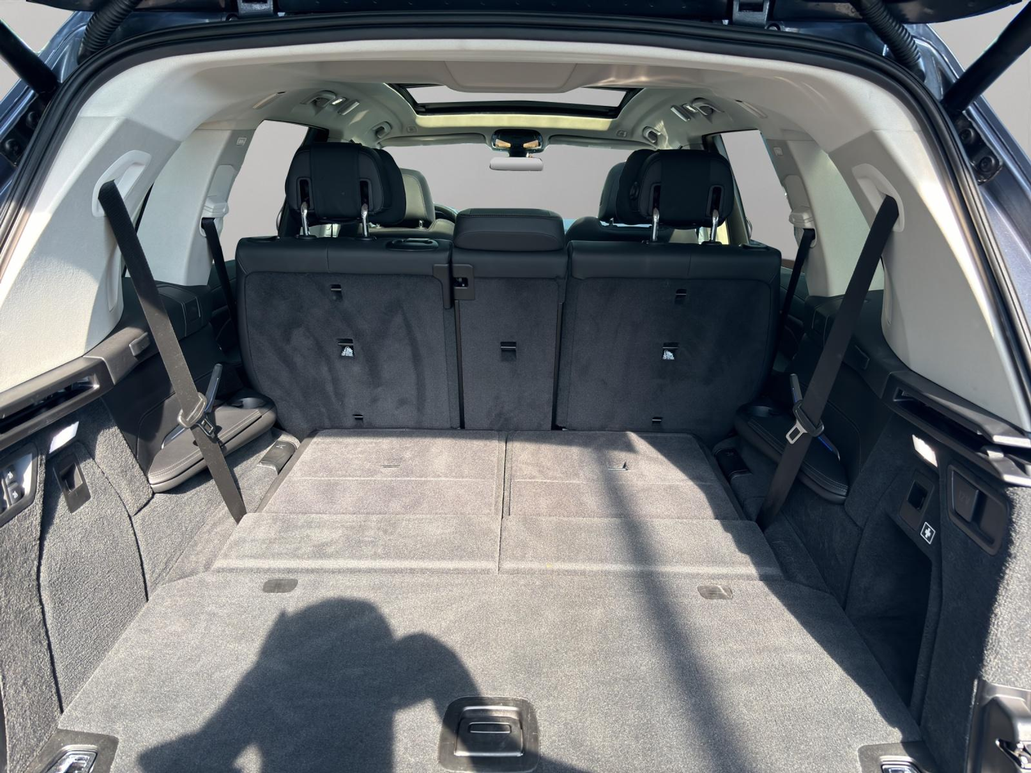 listing desktop thumbnail image 17