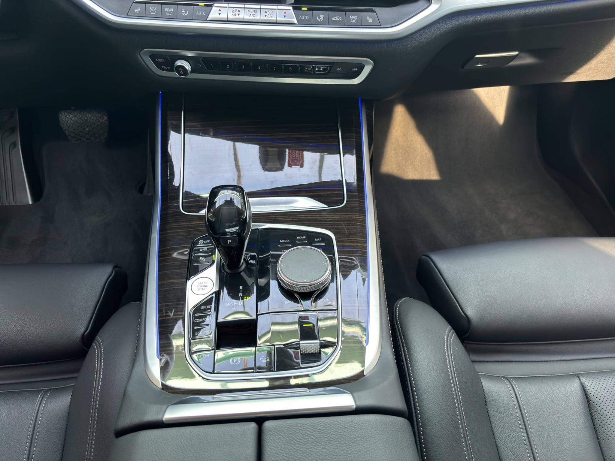 listing desktop thumbnail image 7