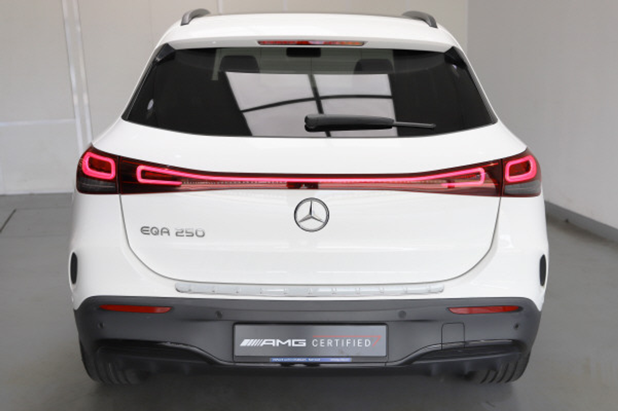 listing desktop thumbnail image 5