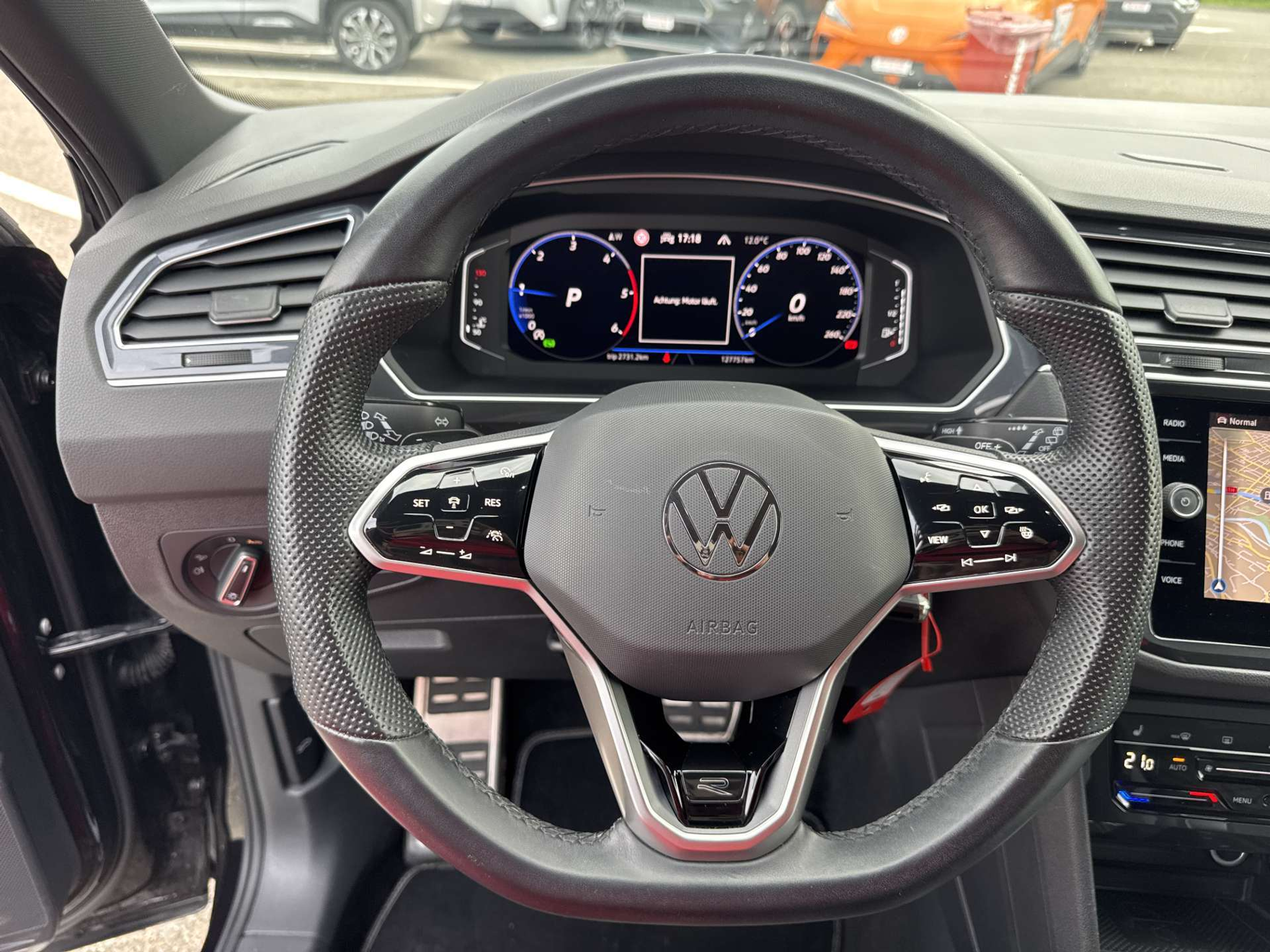 listing desktop thumbnail image 15