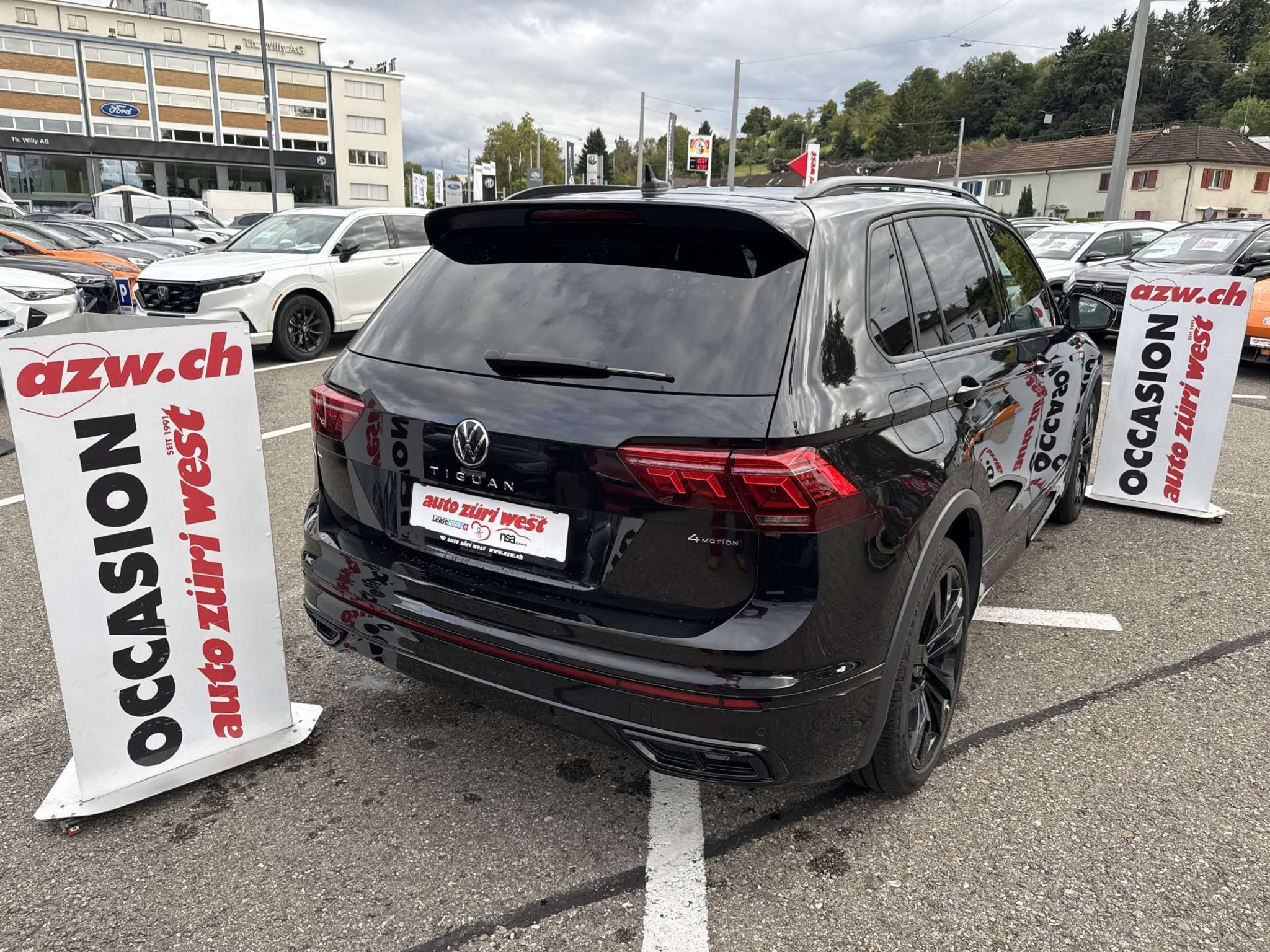 listing desktop thumbnail image 2