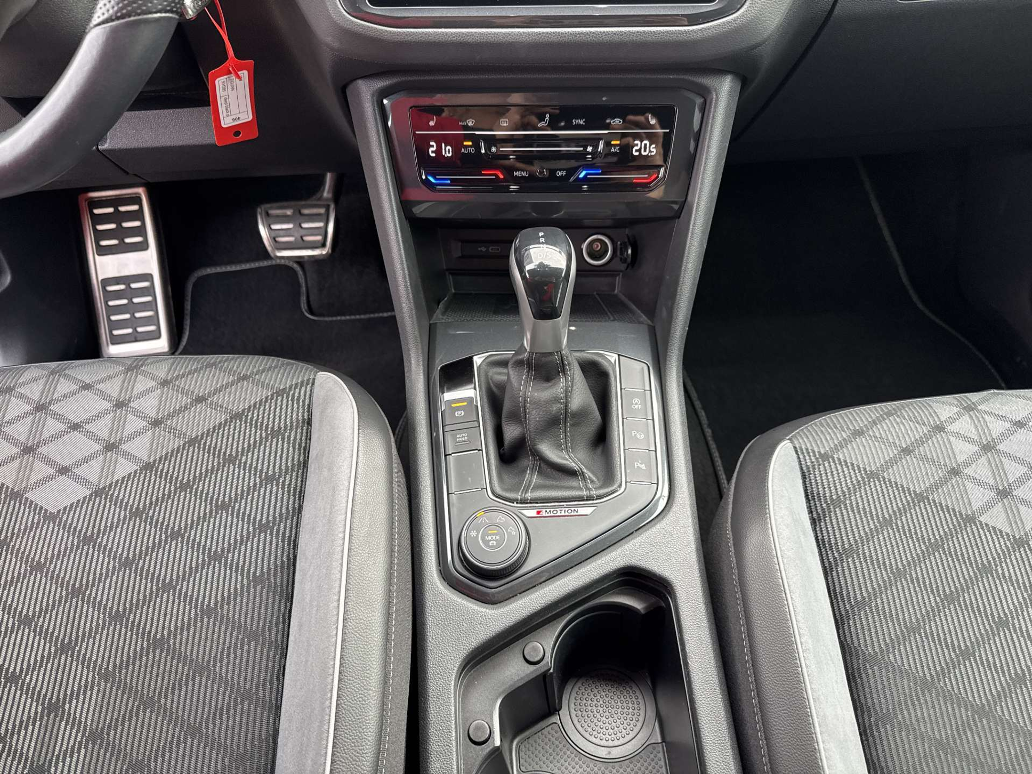 listing desktop thumbnail image 11