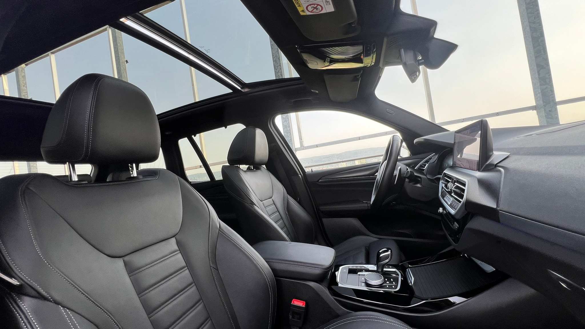 listing desktop thumbnail image 23