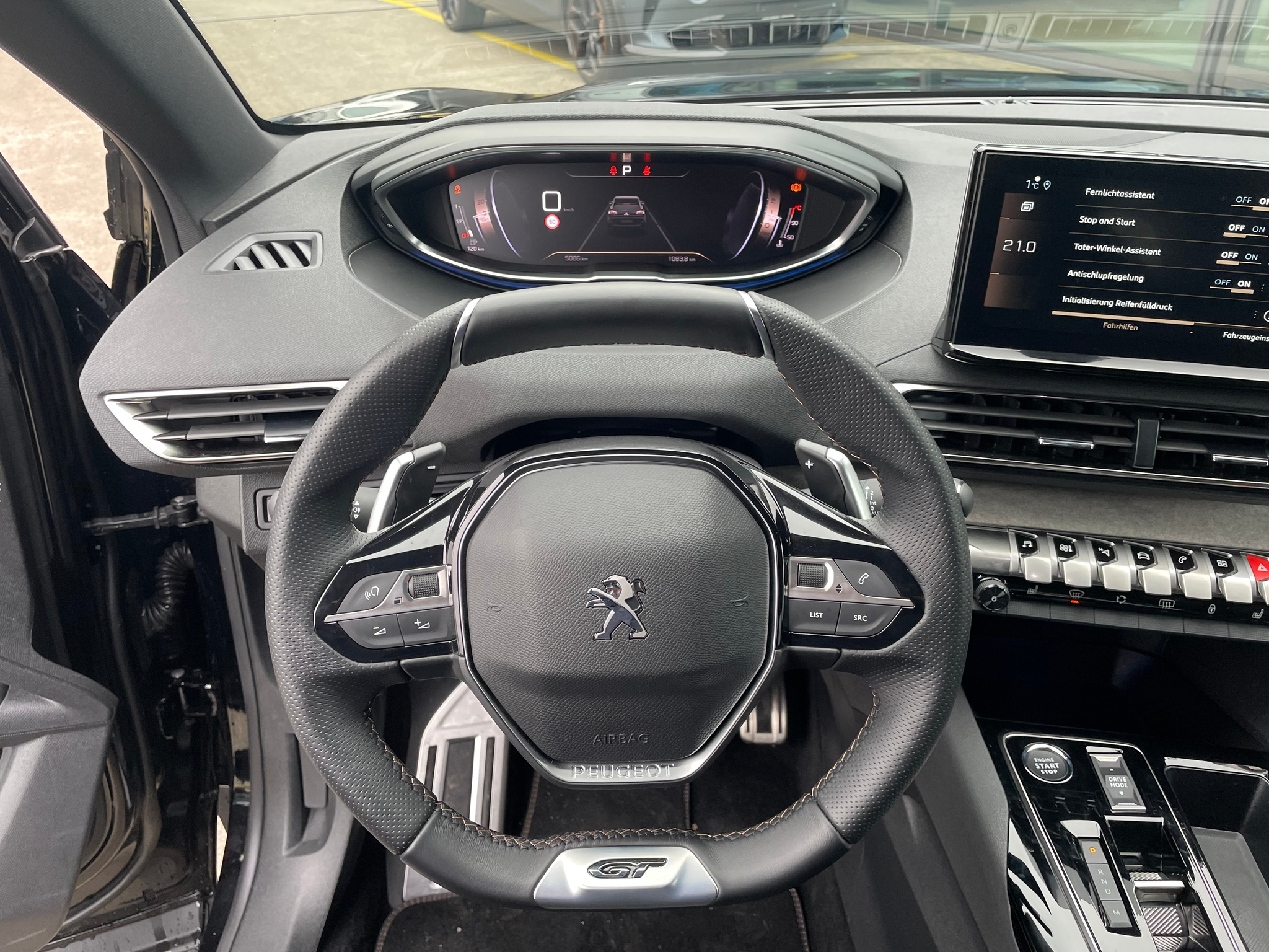 listing desktop thumbnail image 13