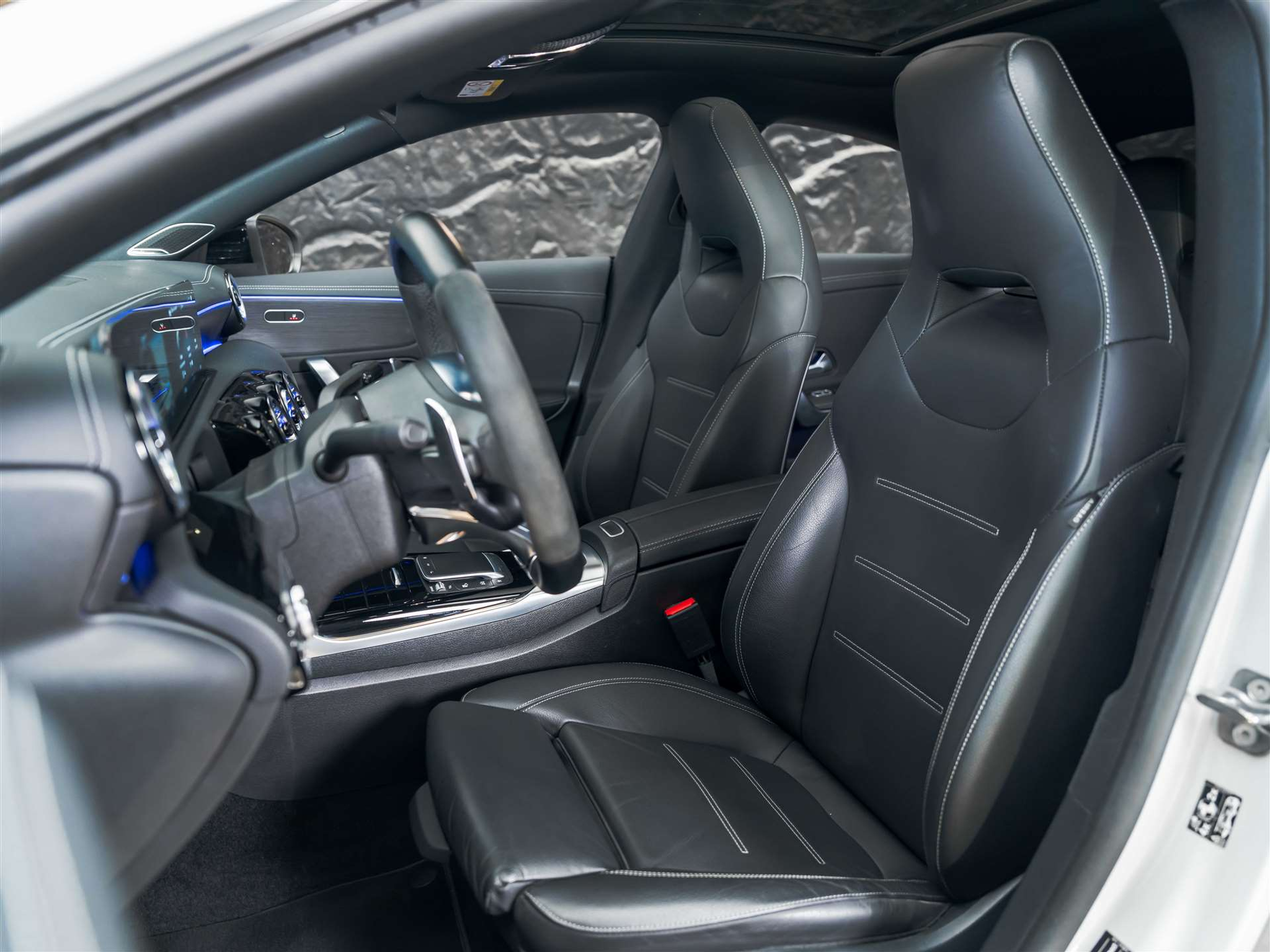 listing desktop thumbnail image 9