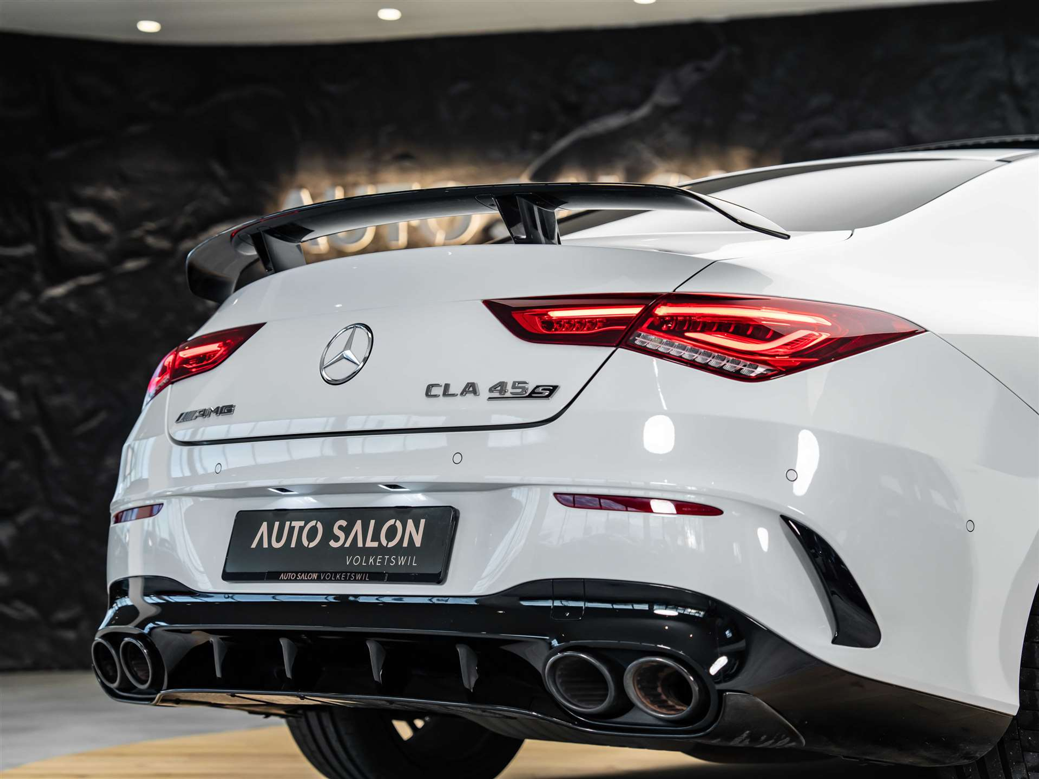 listing desktop thumbnail image 23