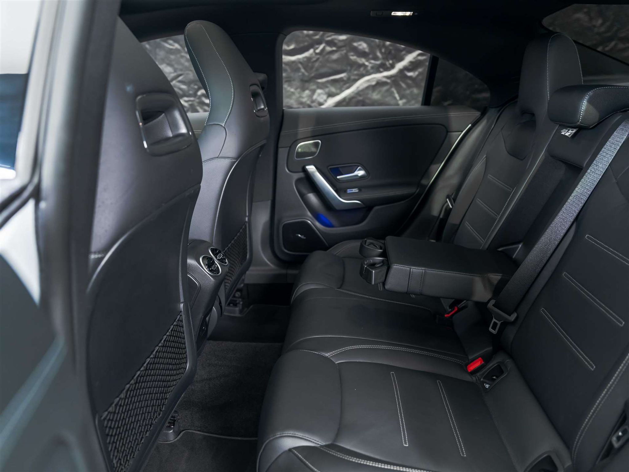 listing desktop thumbnail image 13