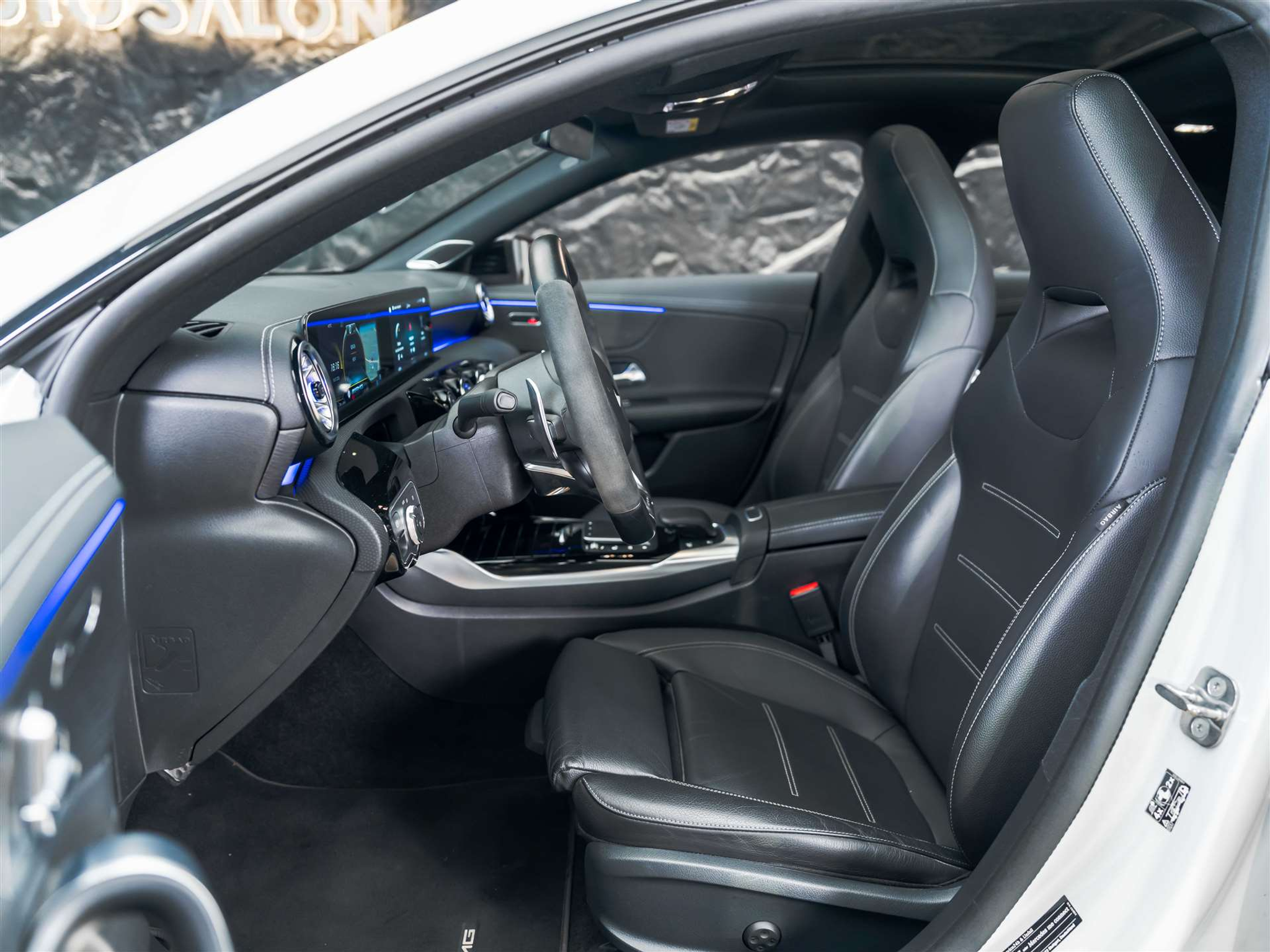 listing desktop thumbnail image 8