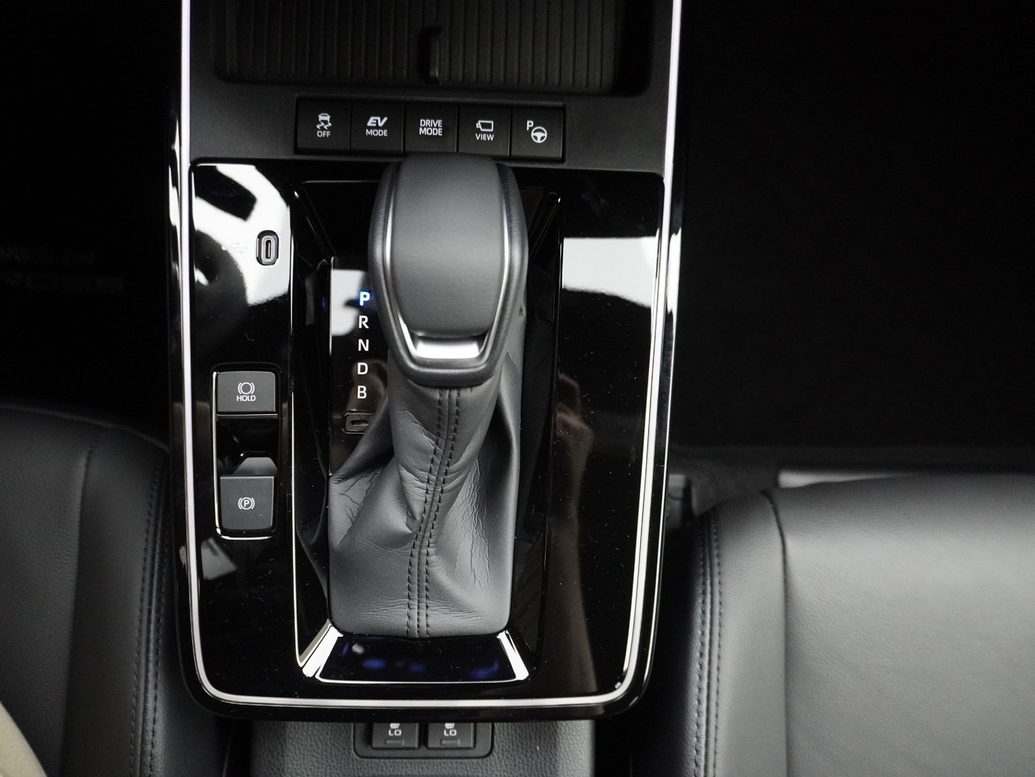 listing desktop thumbnail image 14