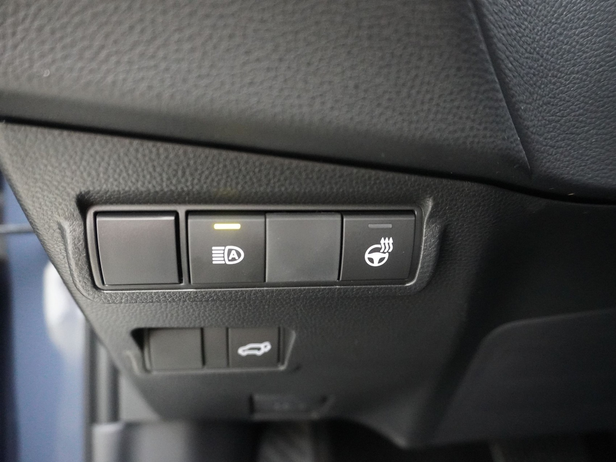 listing desktop thumbnail image 20