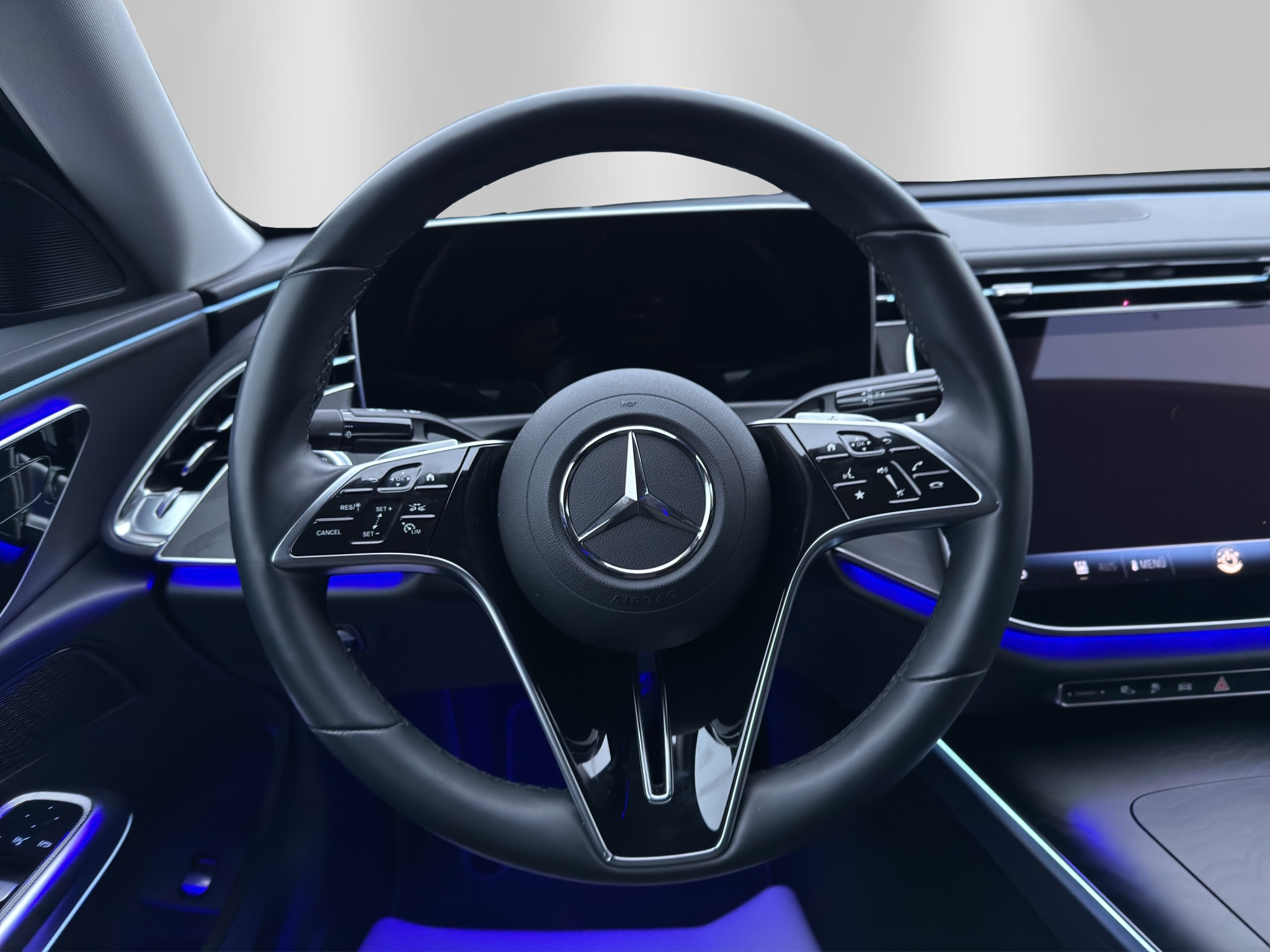 listing desktop thumbnail image 9