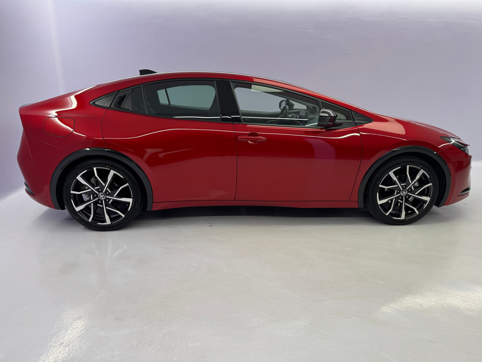 listing desktop thumbnail image 2