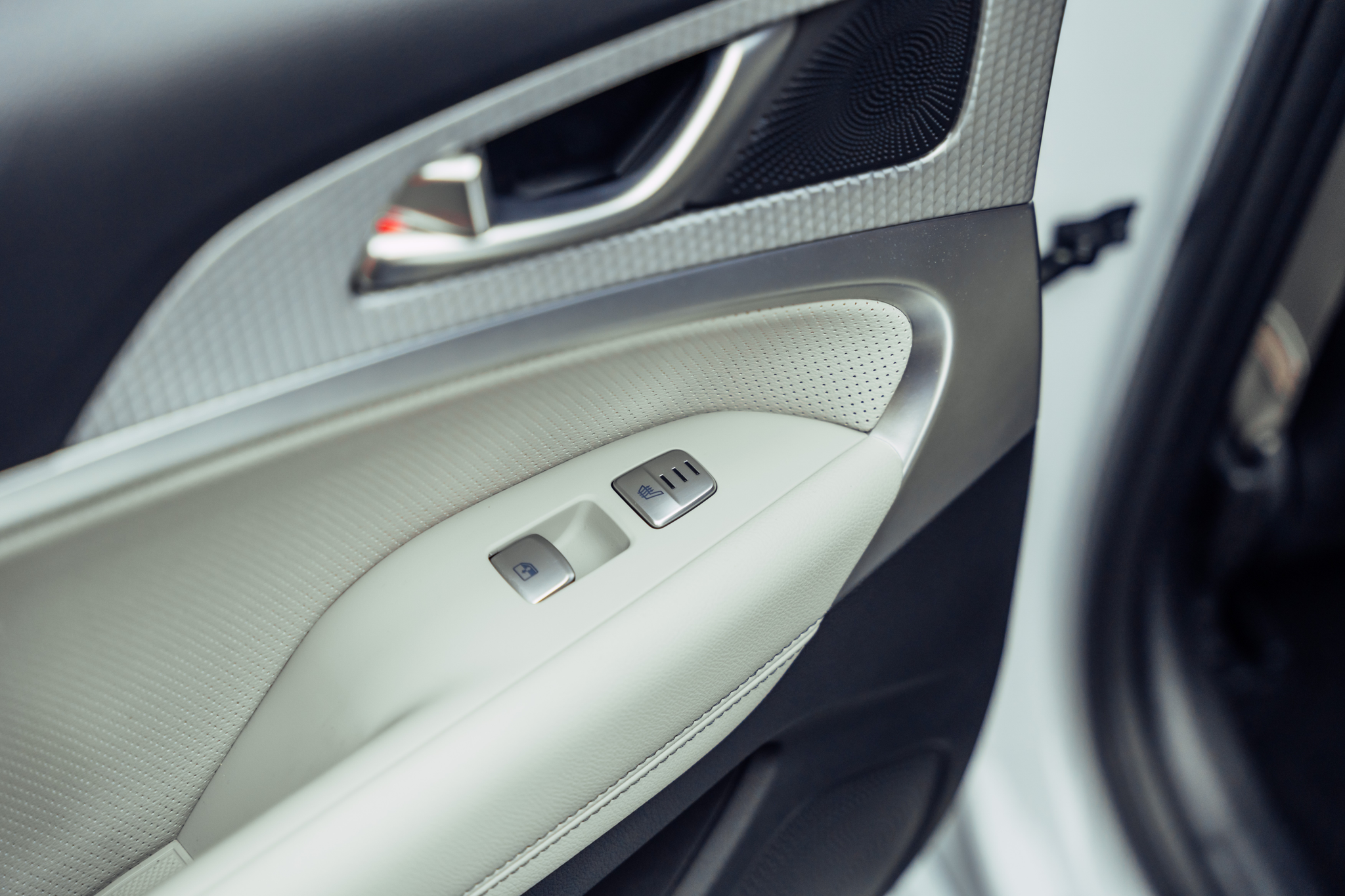 listing desktop thumbnail image 14