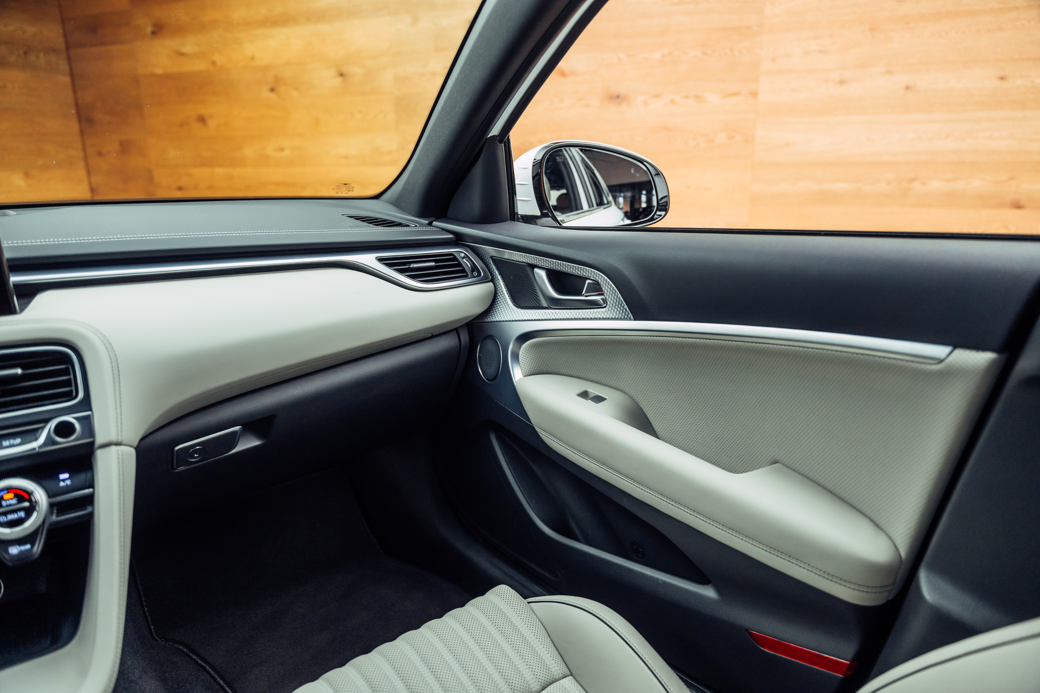 listing desktop thumbnail image 15