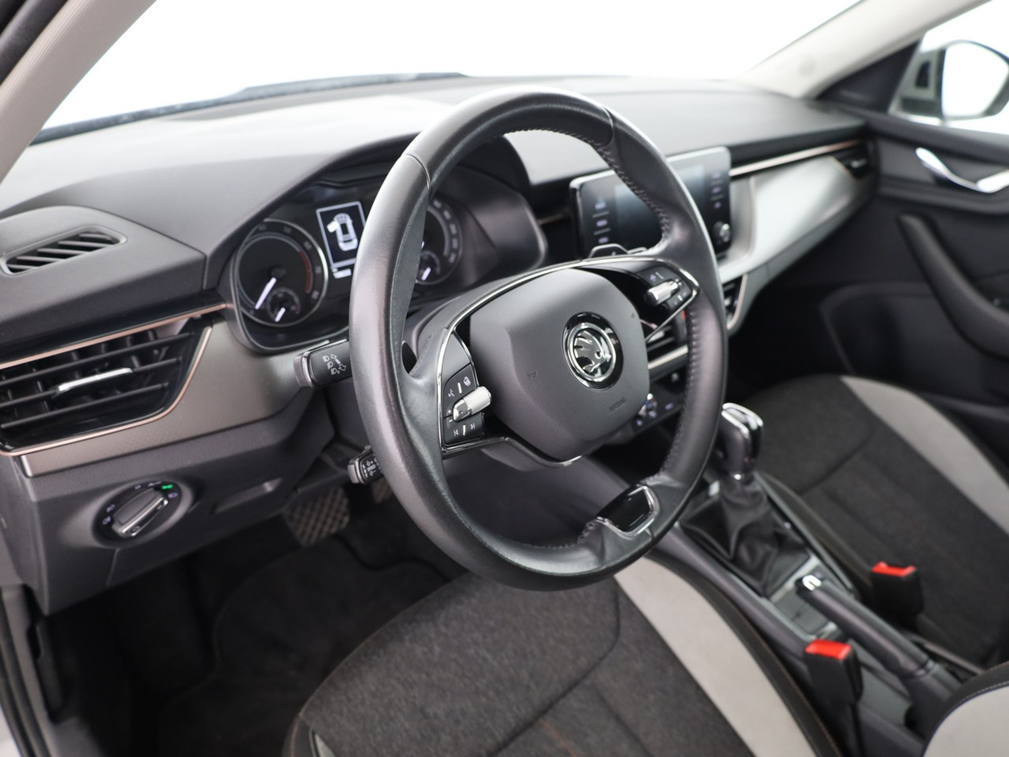 listing desktop thumbnail image 8