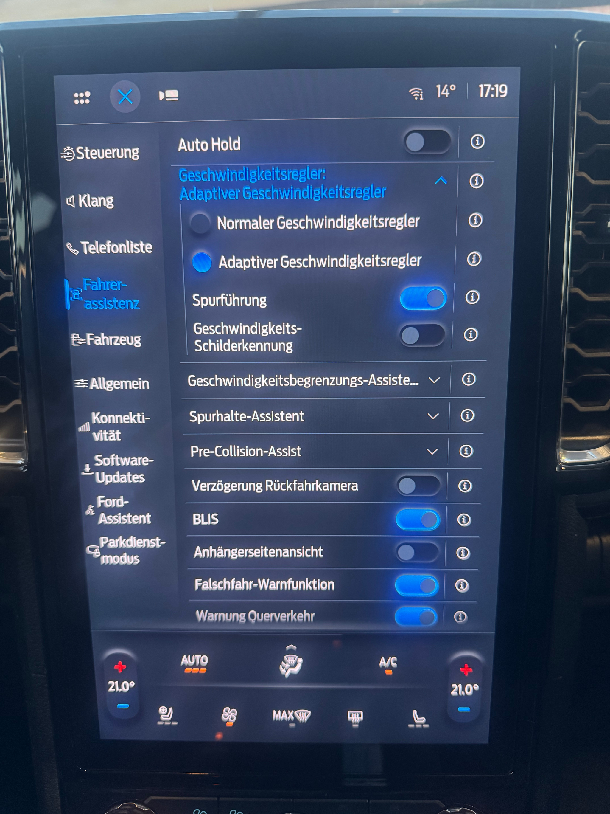 listing desktop thumbnail image 14