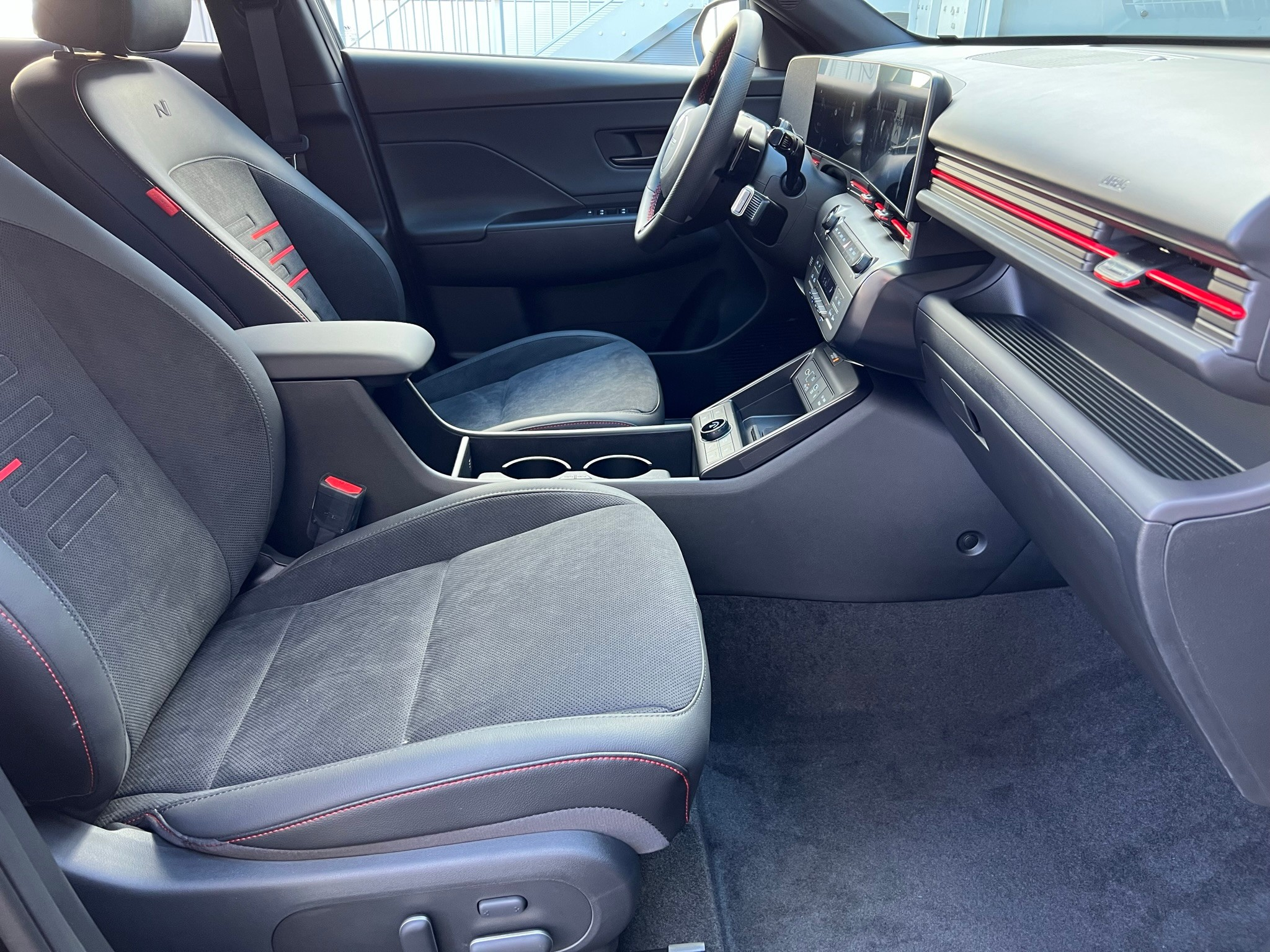 listing desktop thumbnail image 9