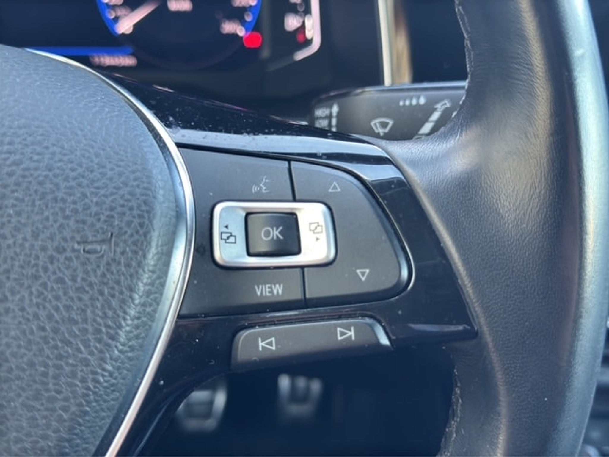 listing desktop thumbnail image 22