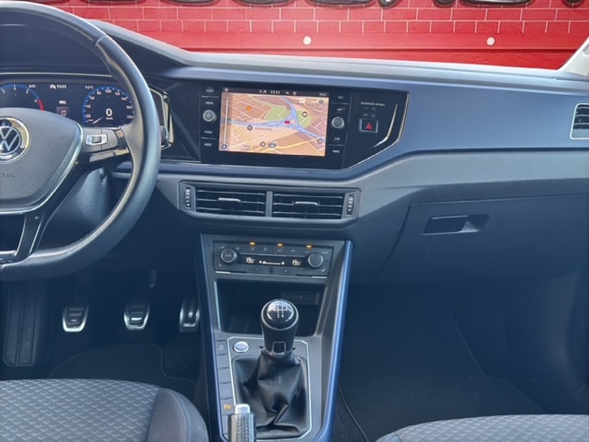 listing desktop thumbnail image 13