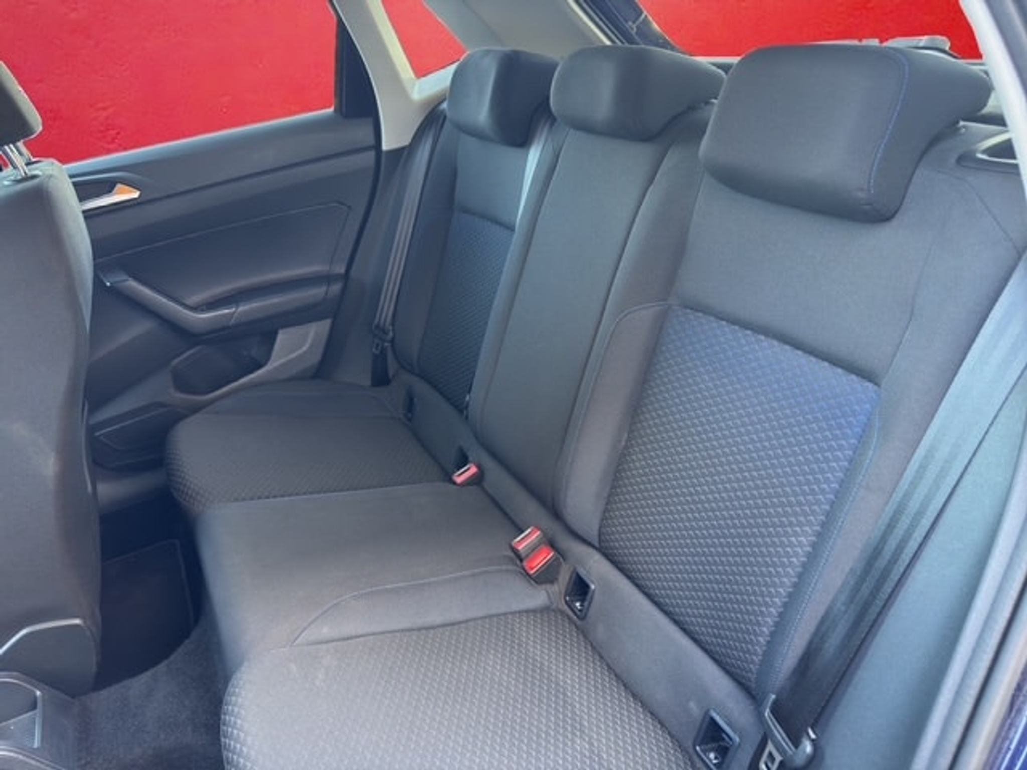 listing desktop thumbnail image 16