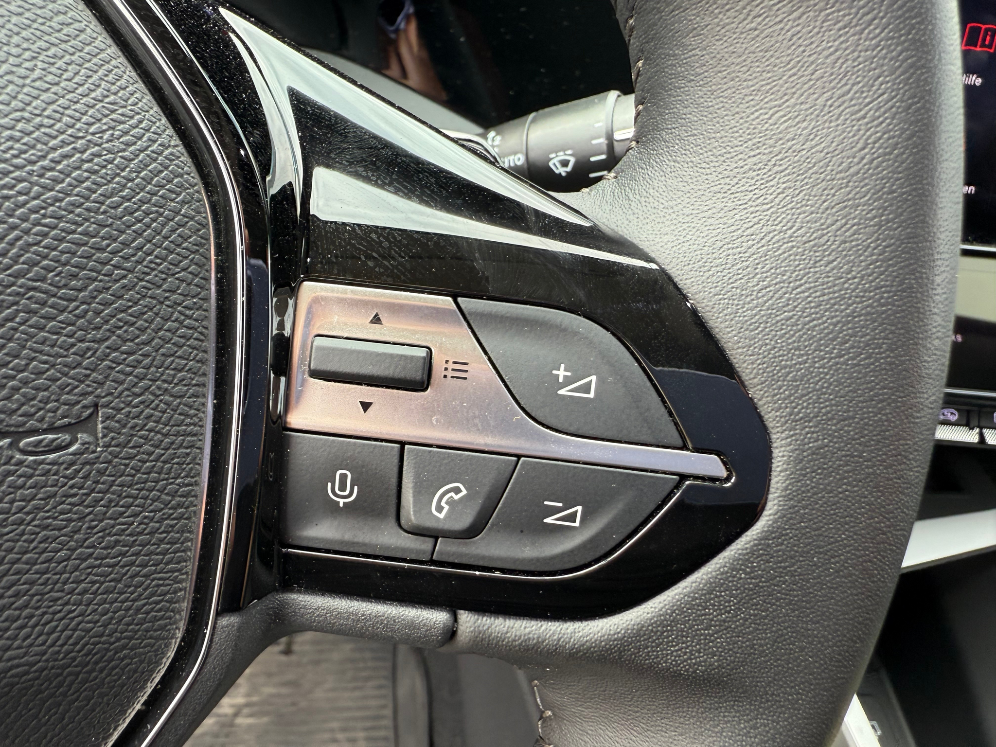 listing desktop thumbnail image 19