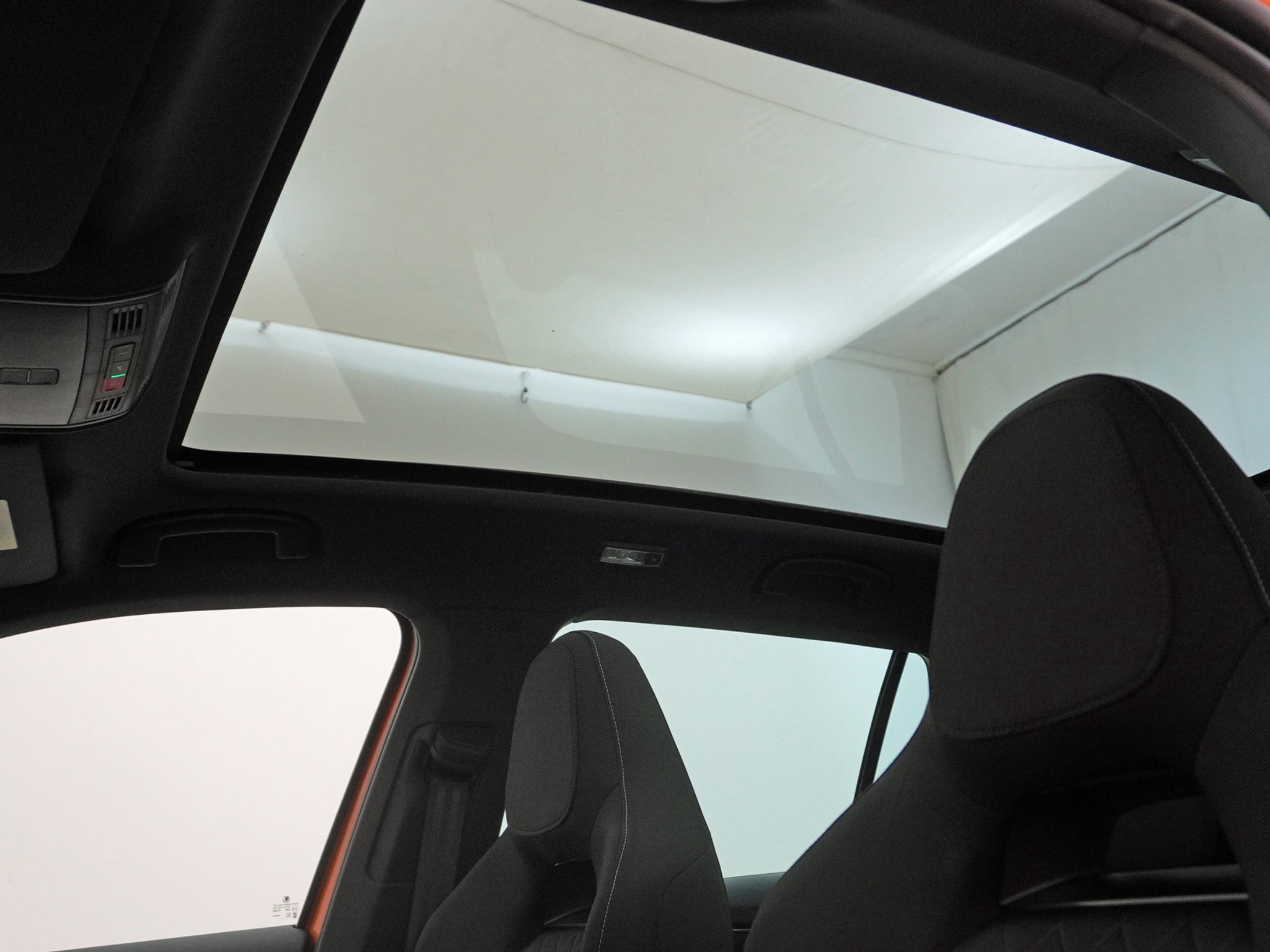 listing desktop thumbnail image 20