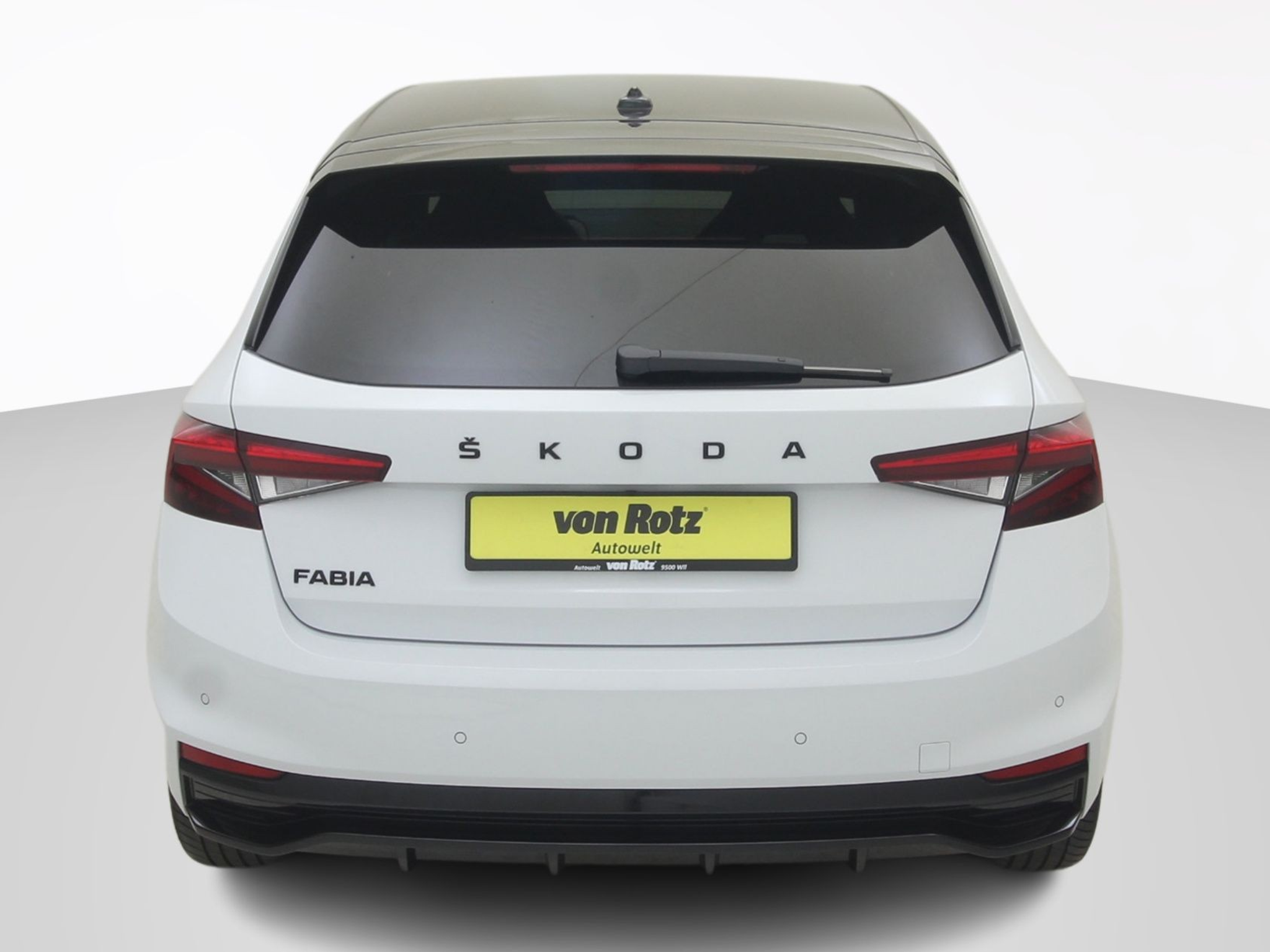 listing desktop thumbnail image 3