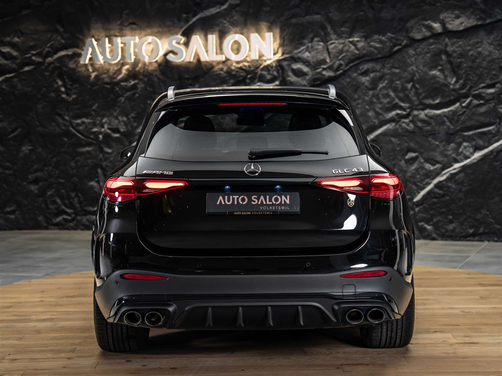 listing desktop thumbnail image 3