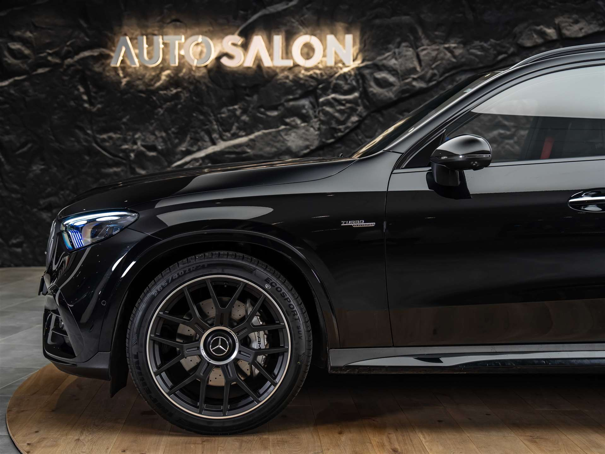 listing desktop thumbnail image 16