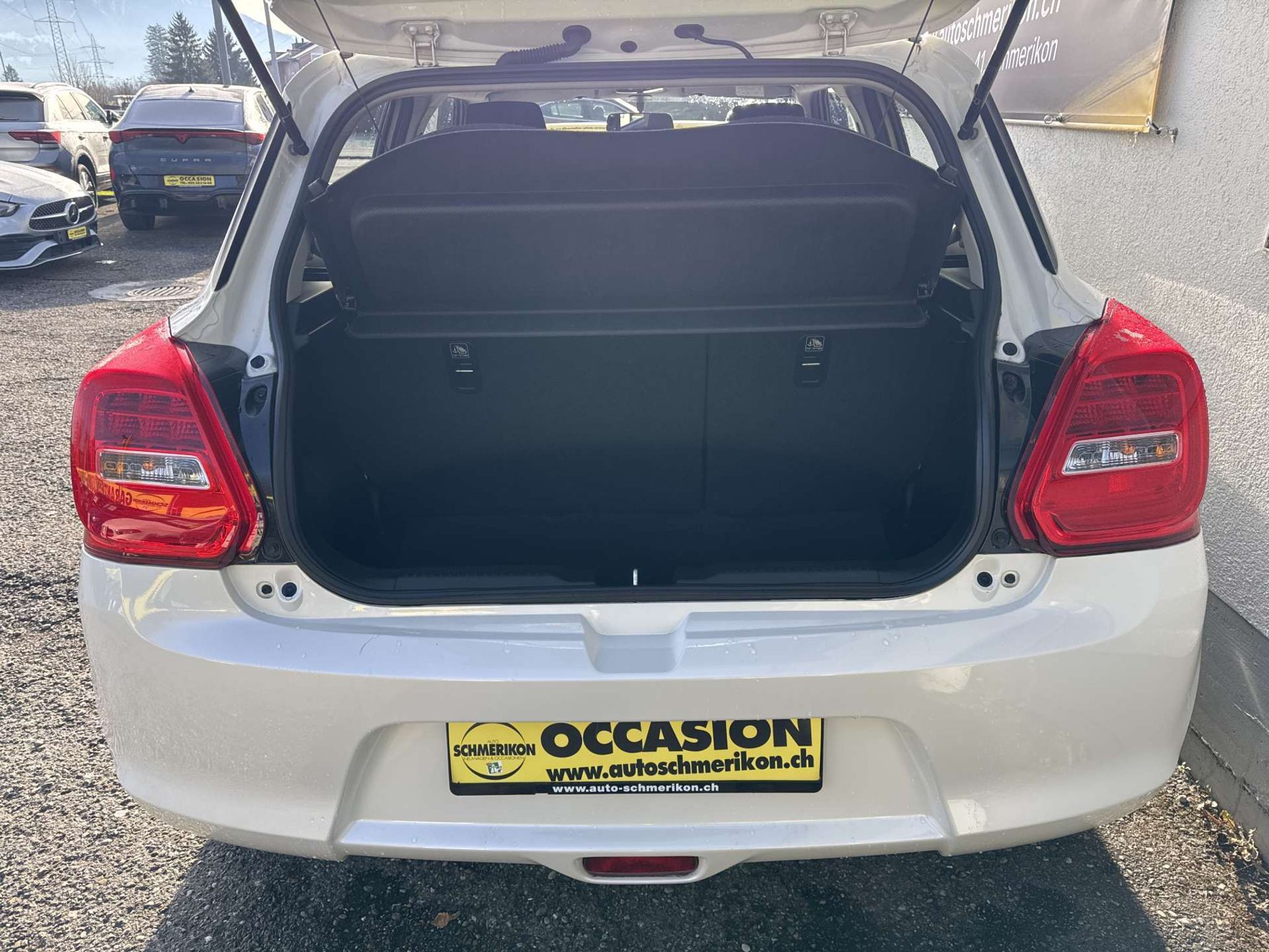 listing desktop thumbnail image 8