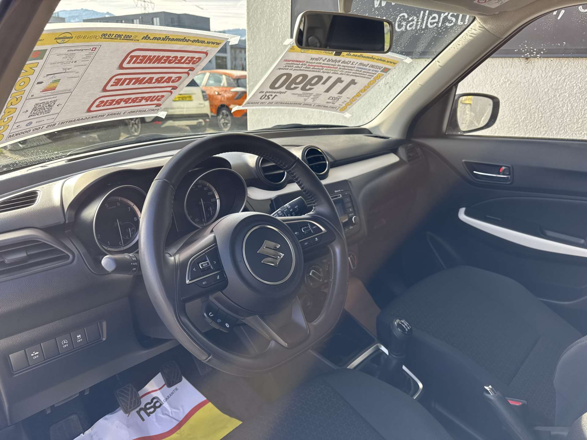 listing desktop thumbnail image 1