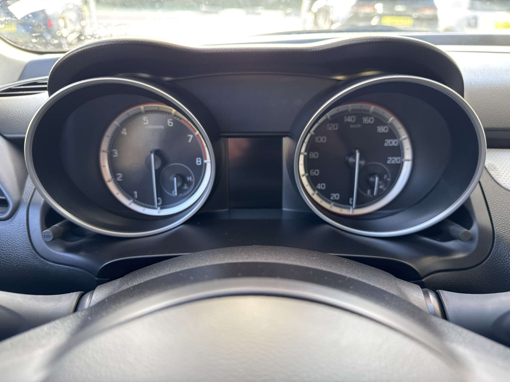 listing desktop thumbnail image 11