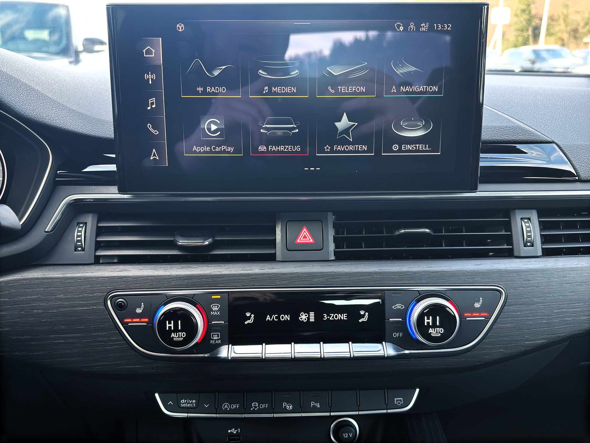 listing desktop thumbnail image 11