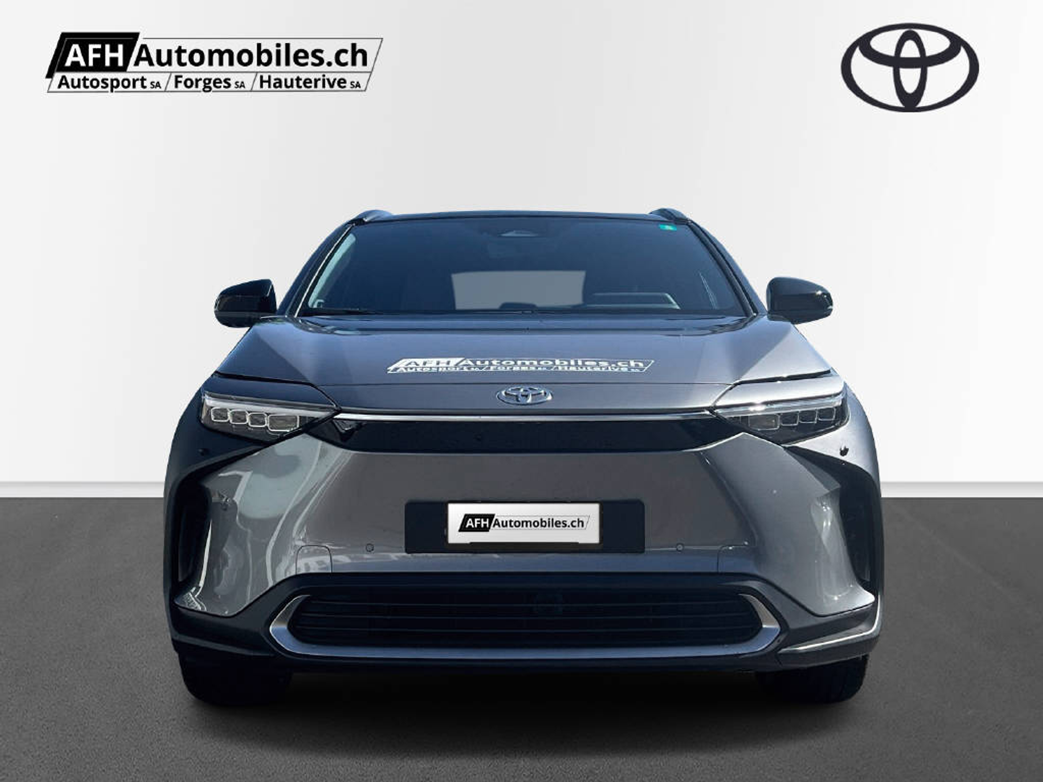 listing desktop thumbnail image 3