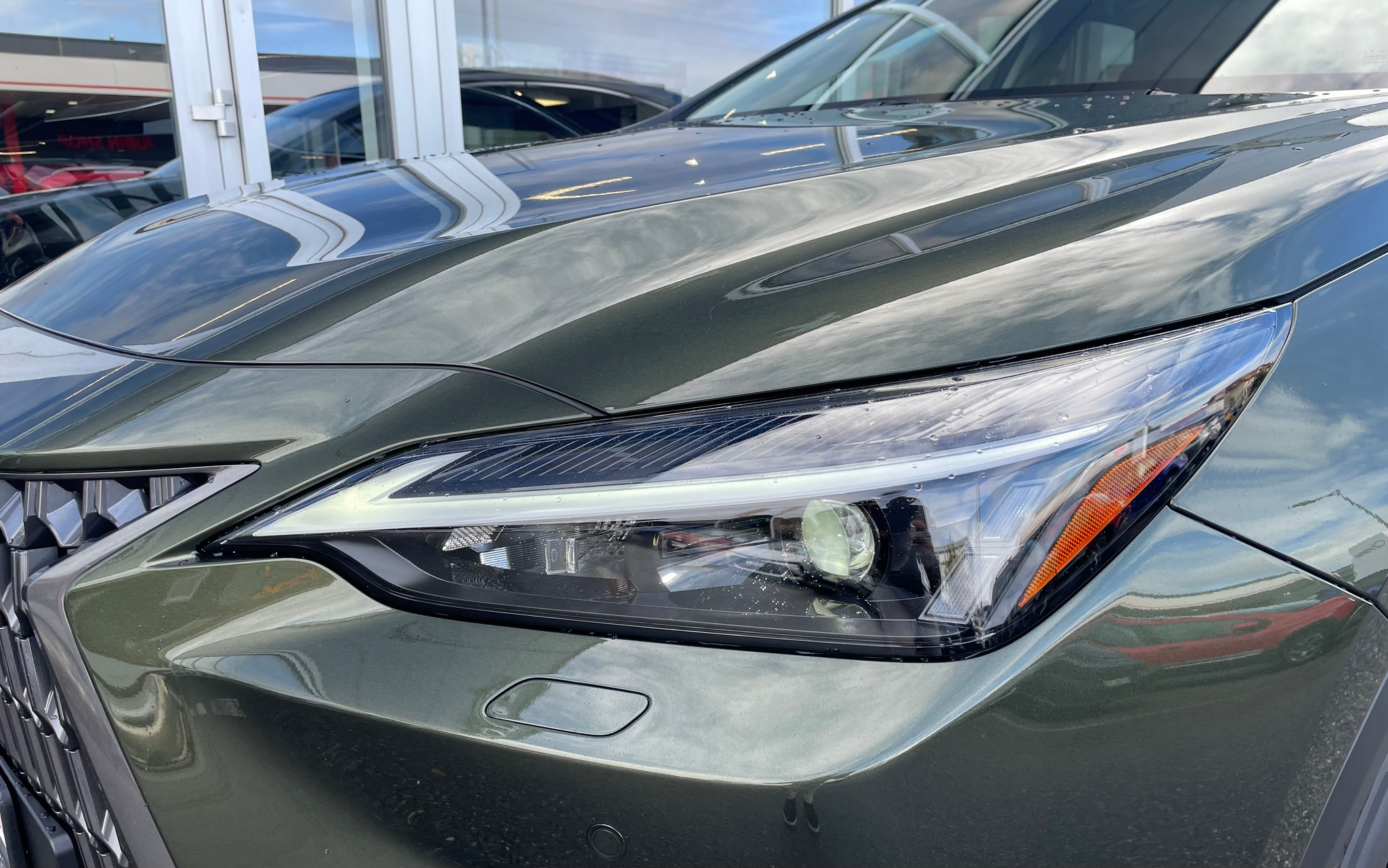 listing desktop thumbnail image 7