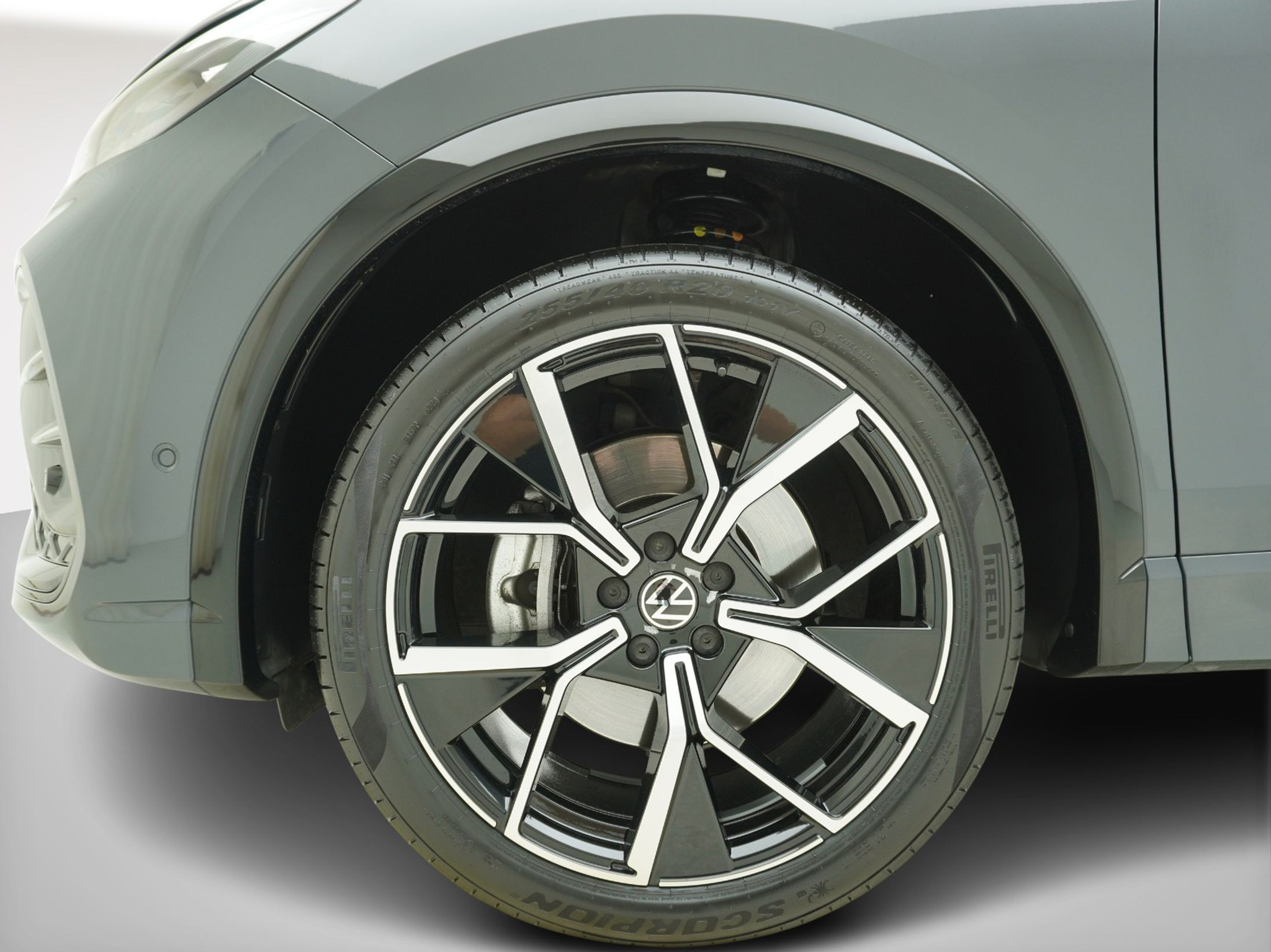 listing desktop thumbnail image 6