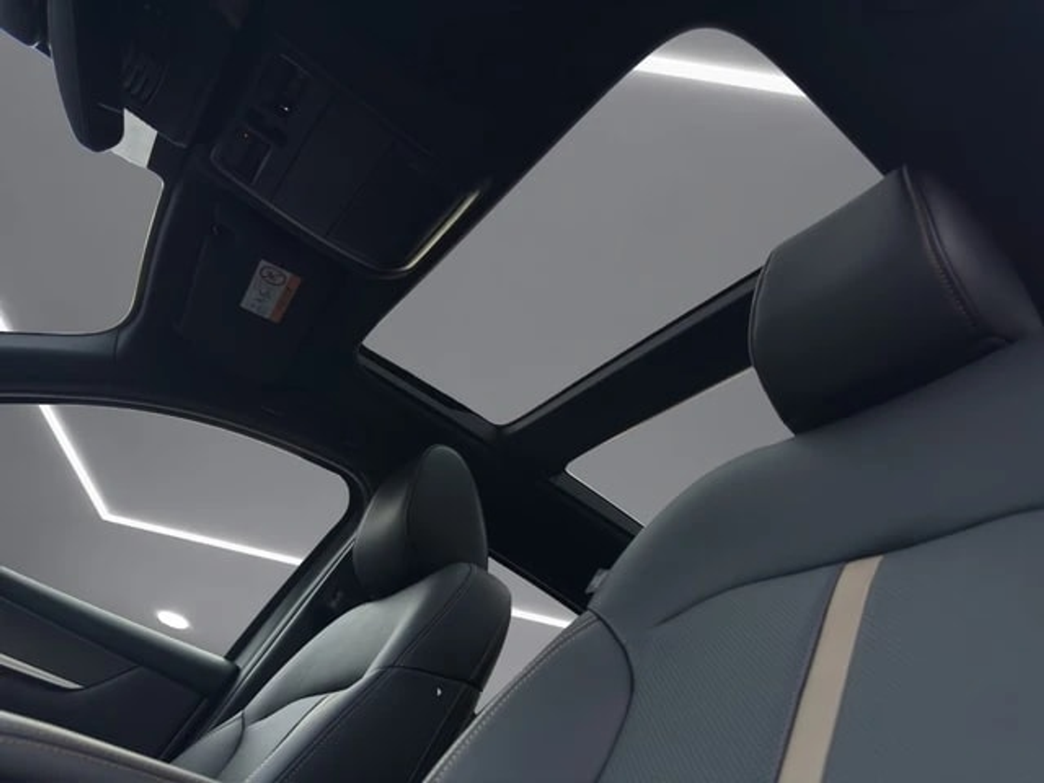 listing desktop thumbnail image 9