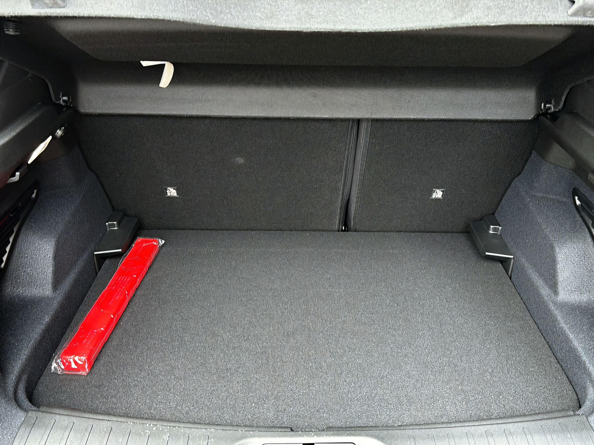 listing desktop thumbnail image 16