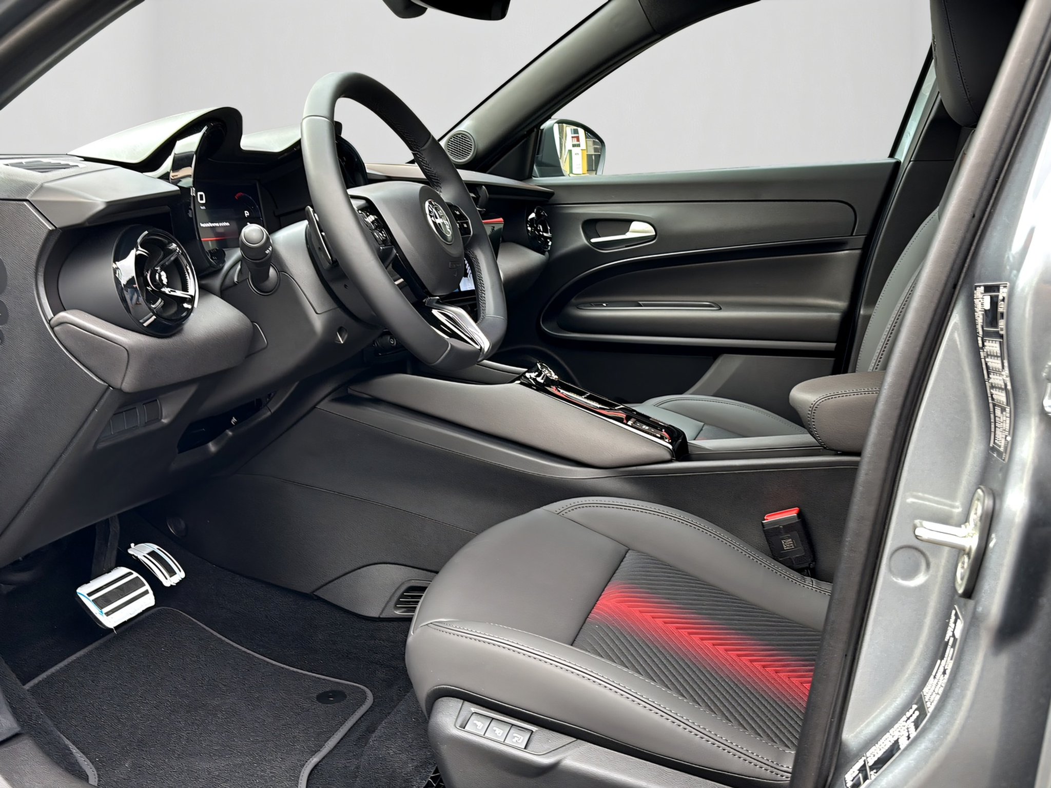 listing desktop thumbnail image 14