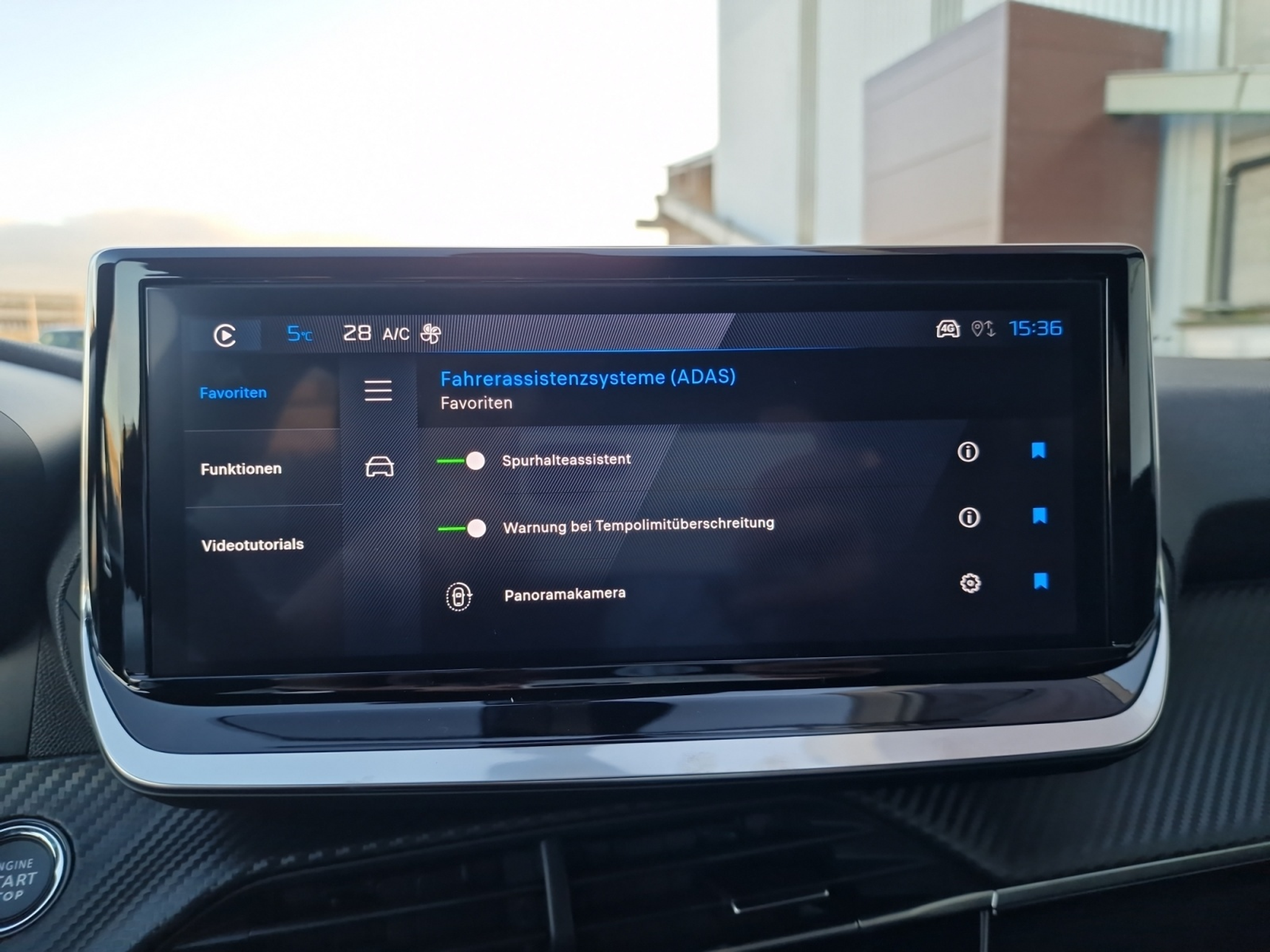 listing desktop thumbnail image 17