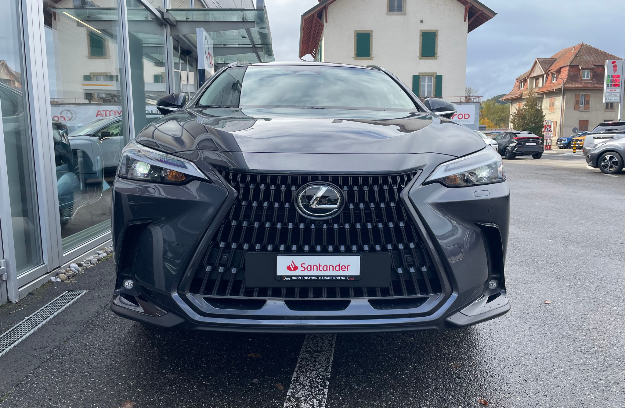 listing desktop thumbnail image 1